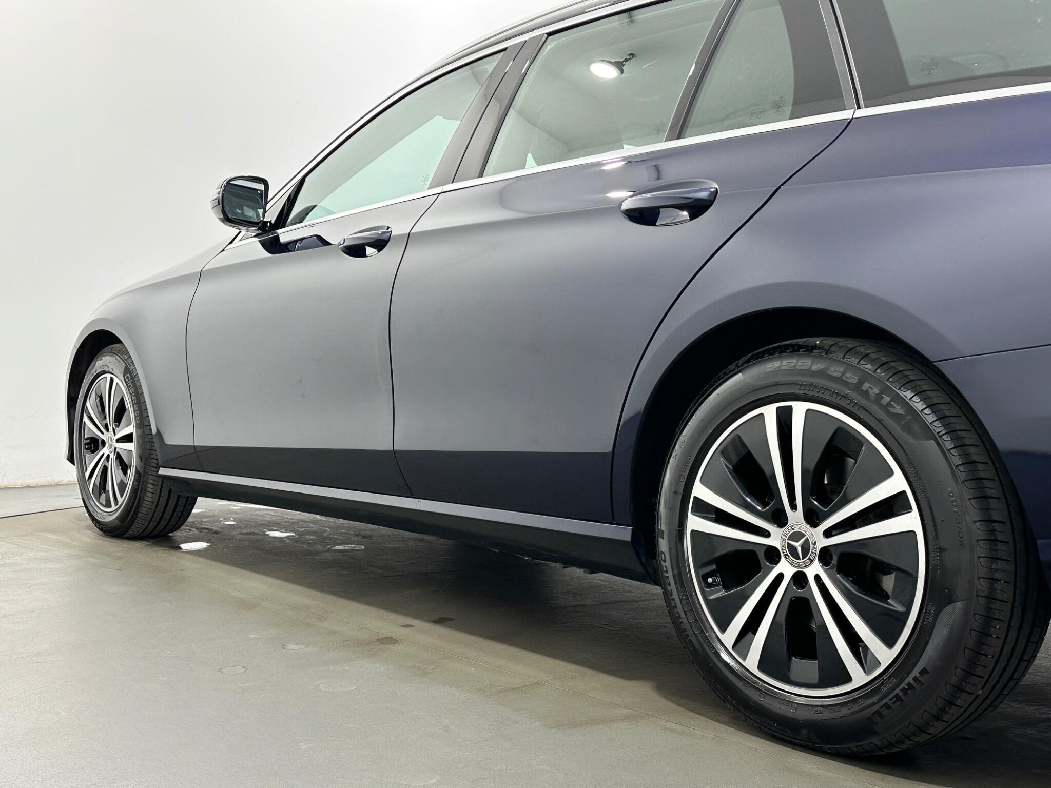 Mercedes-Benz E-Class view 51