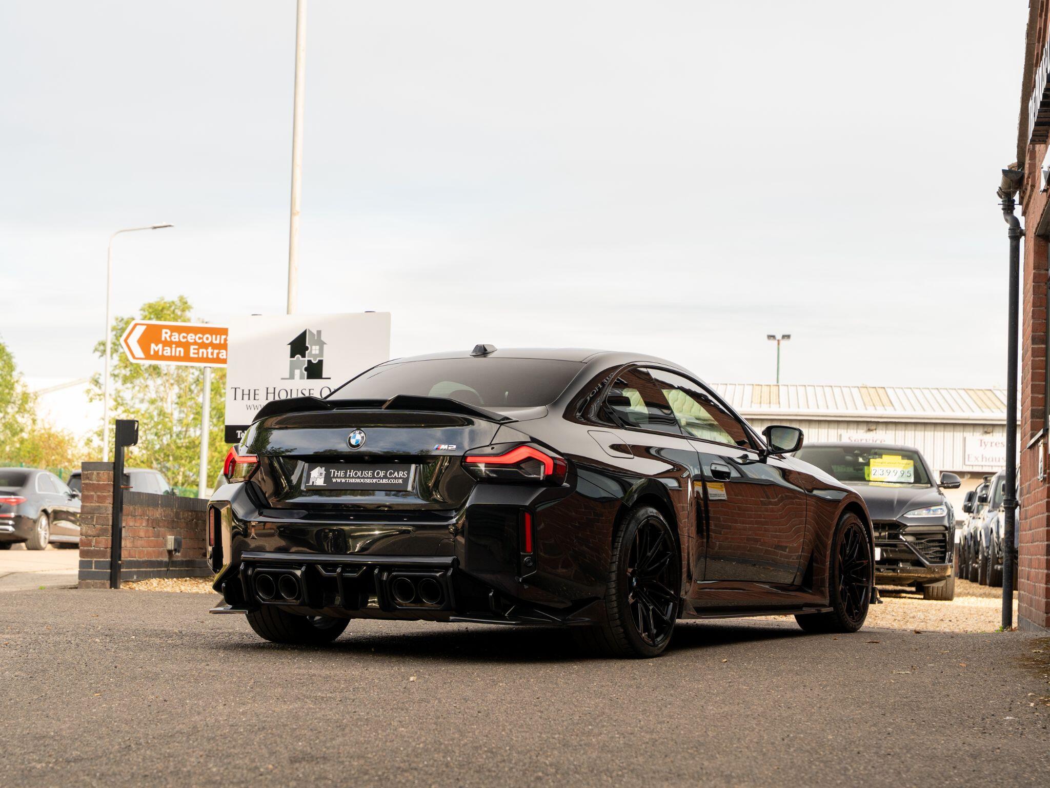 BMW M2 view 16