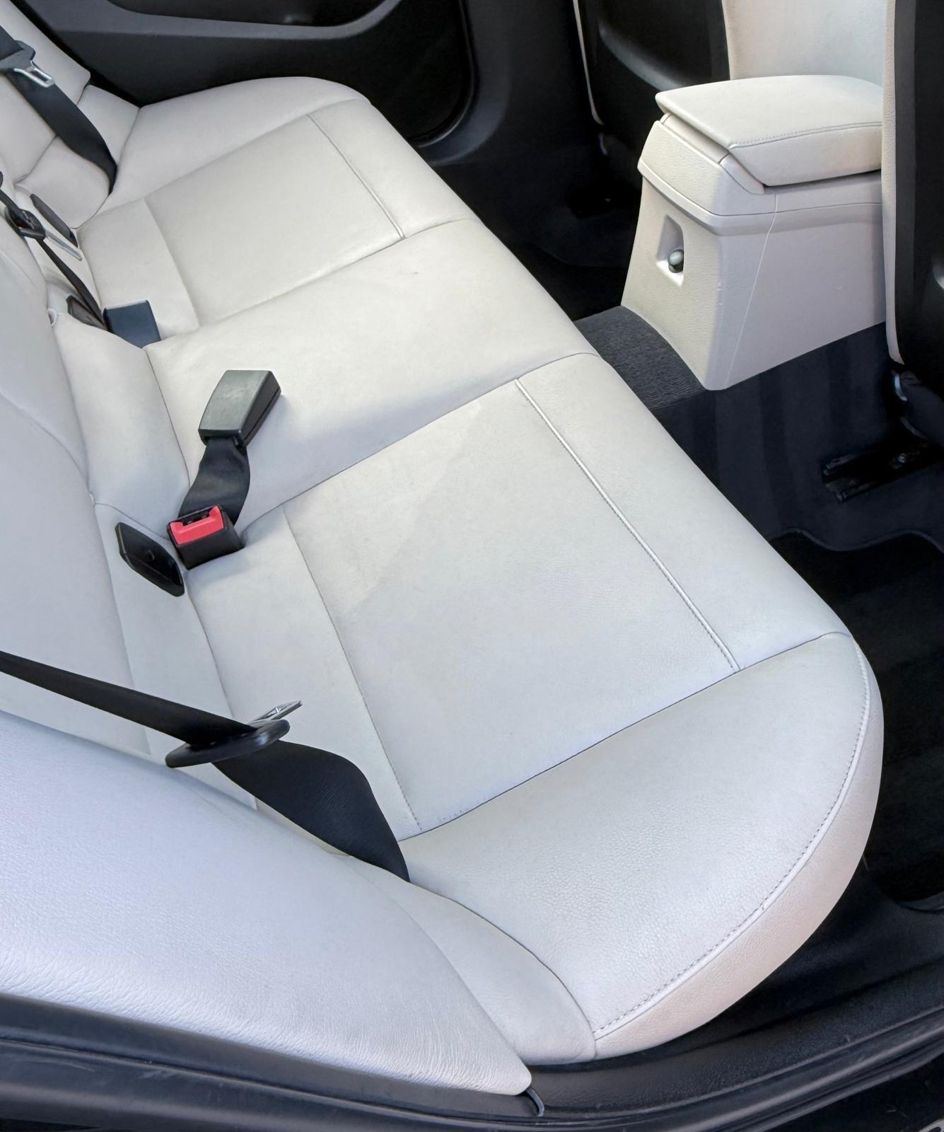 BMW X1 view 60