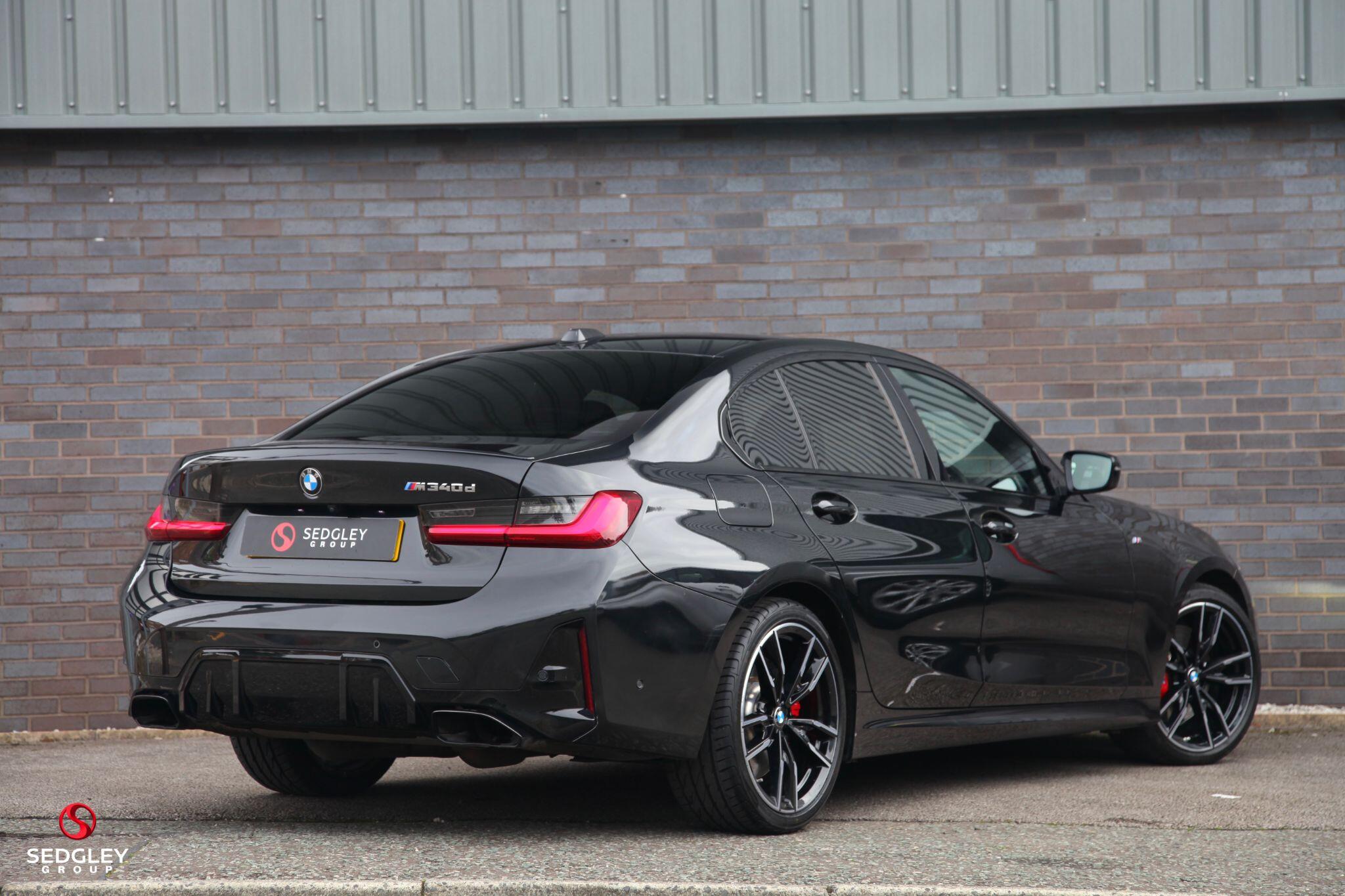 BMW 3 Series view 3