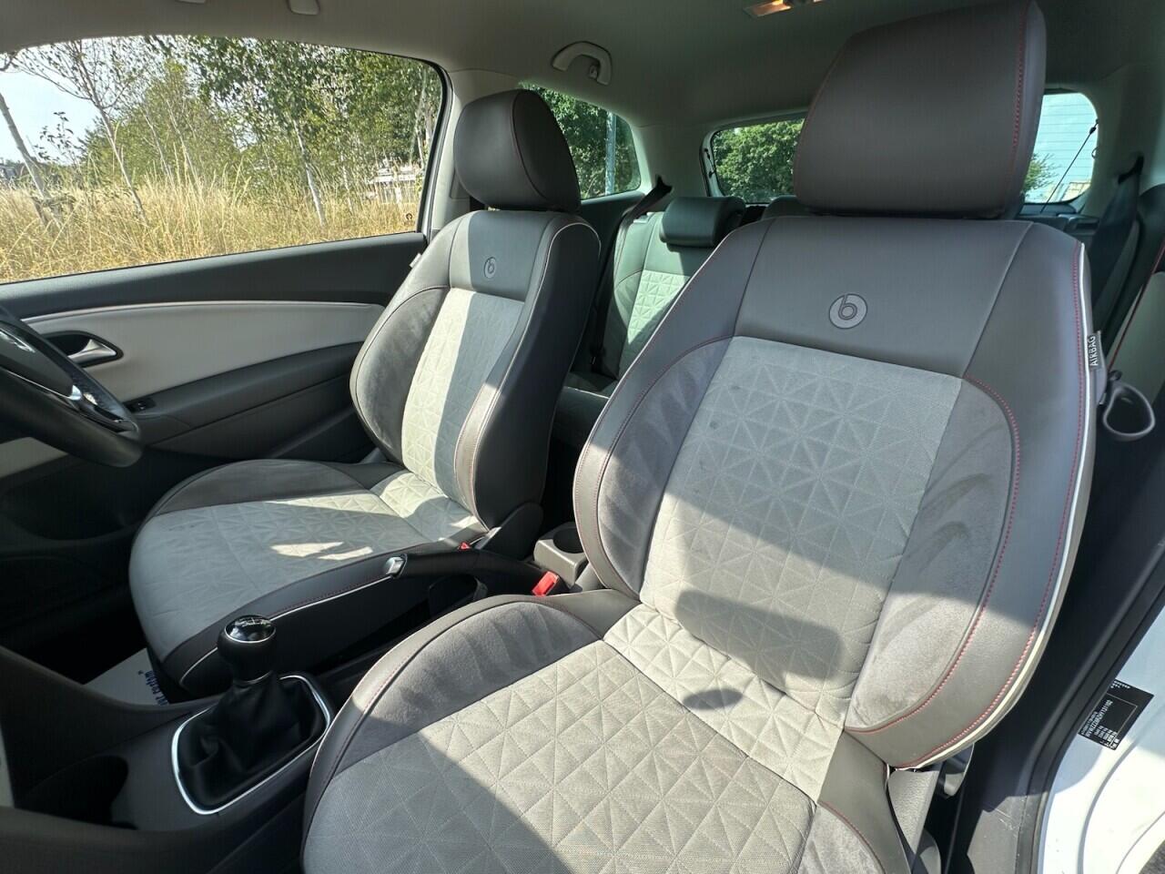Volkswagen Polo view 38