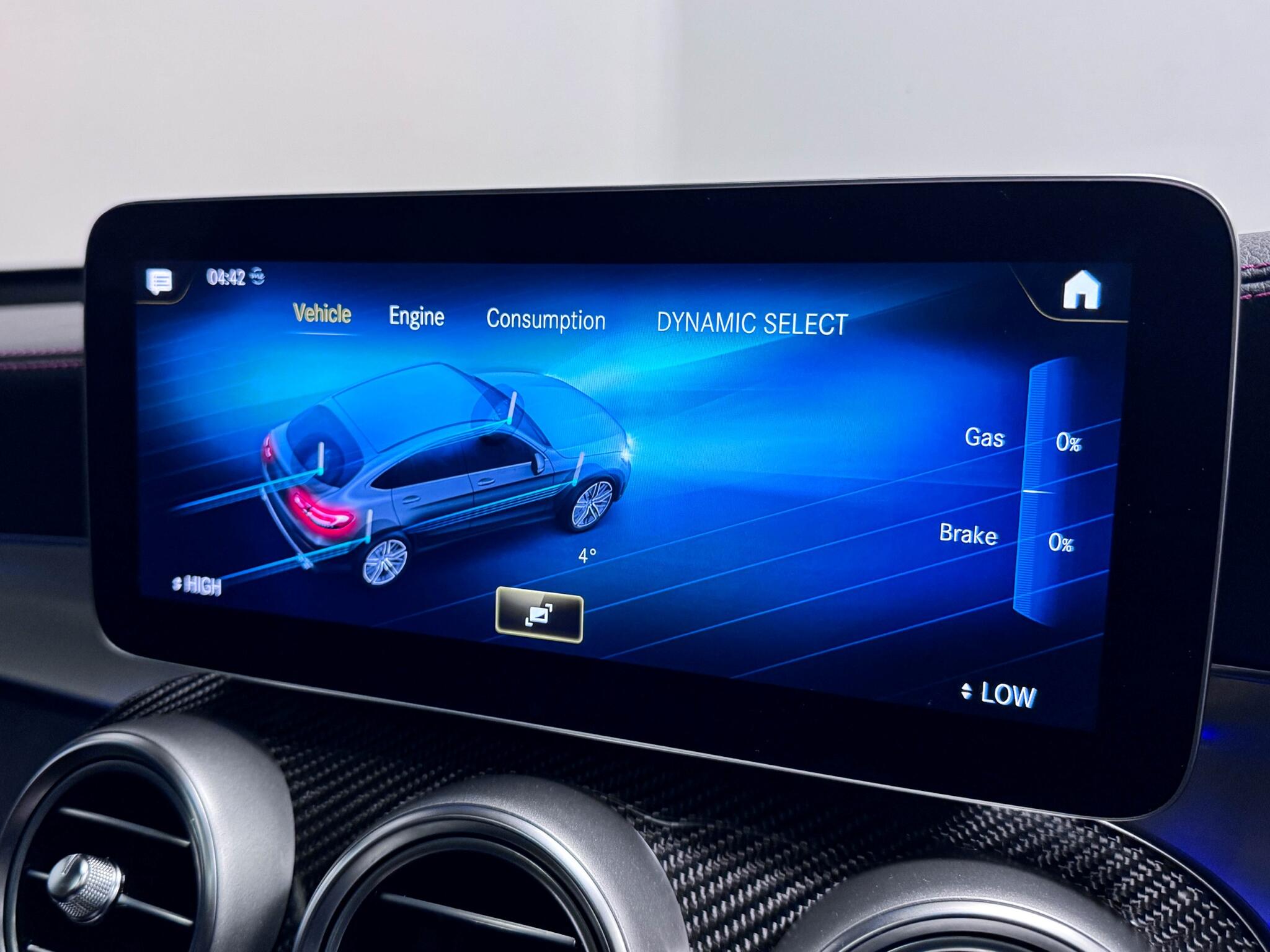 Mercedes-Benz GLC view 40