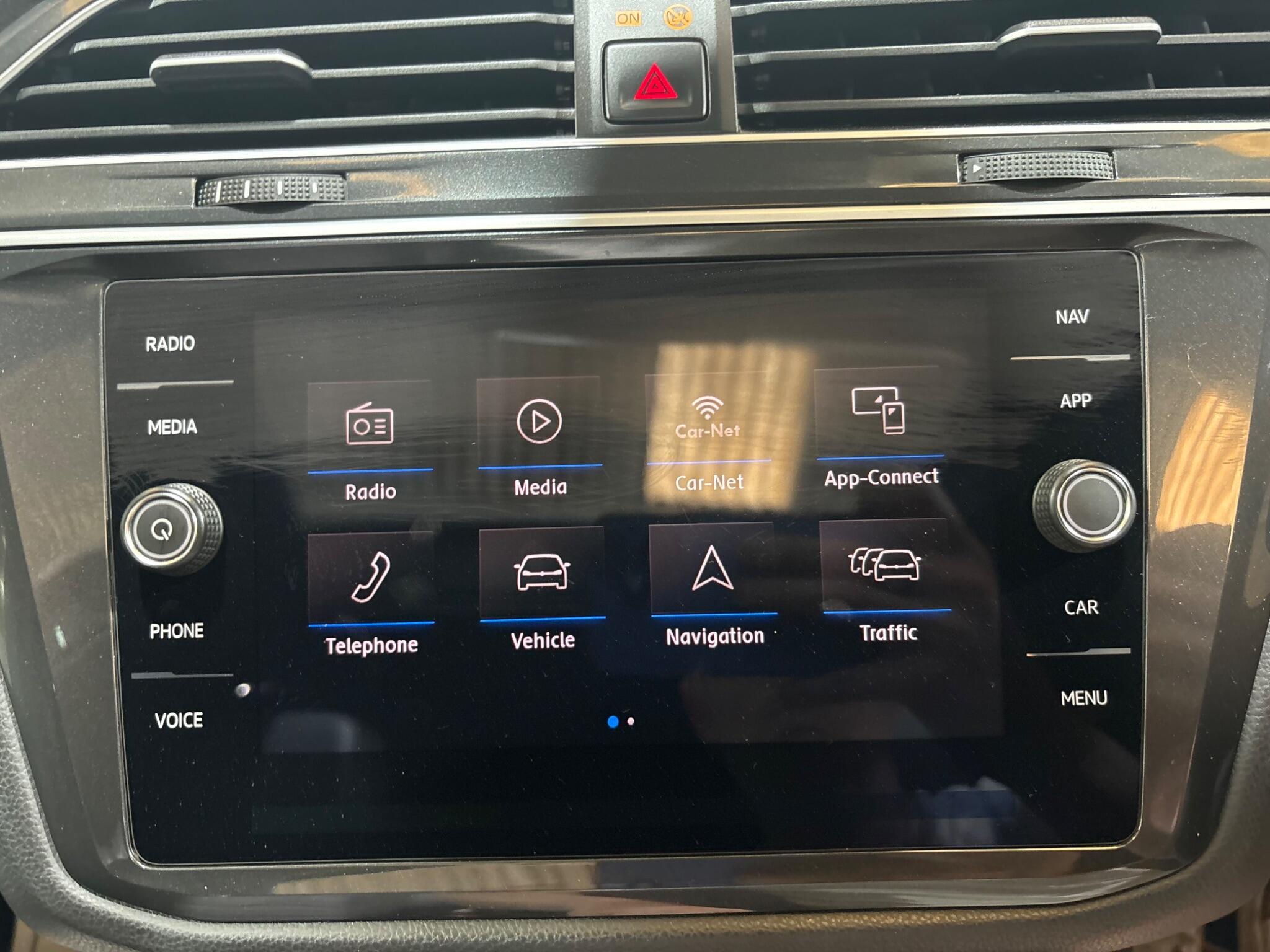 Volkswagen Tiguan view 52
