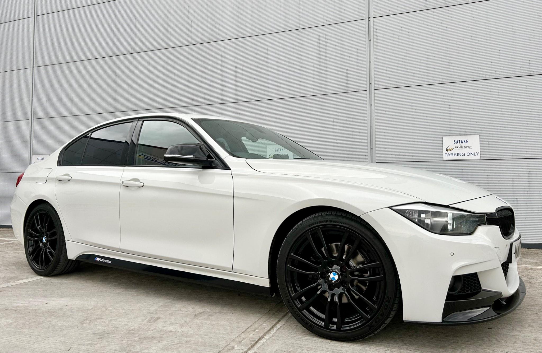 BMW 3 Series view 6