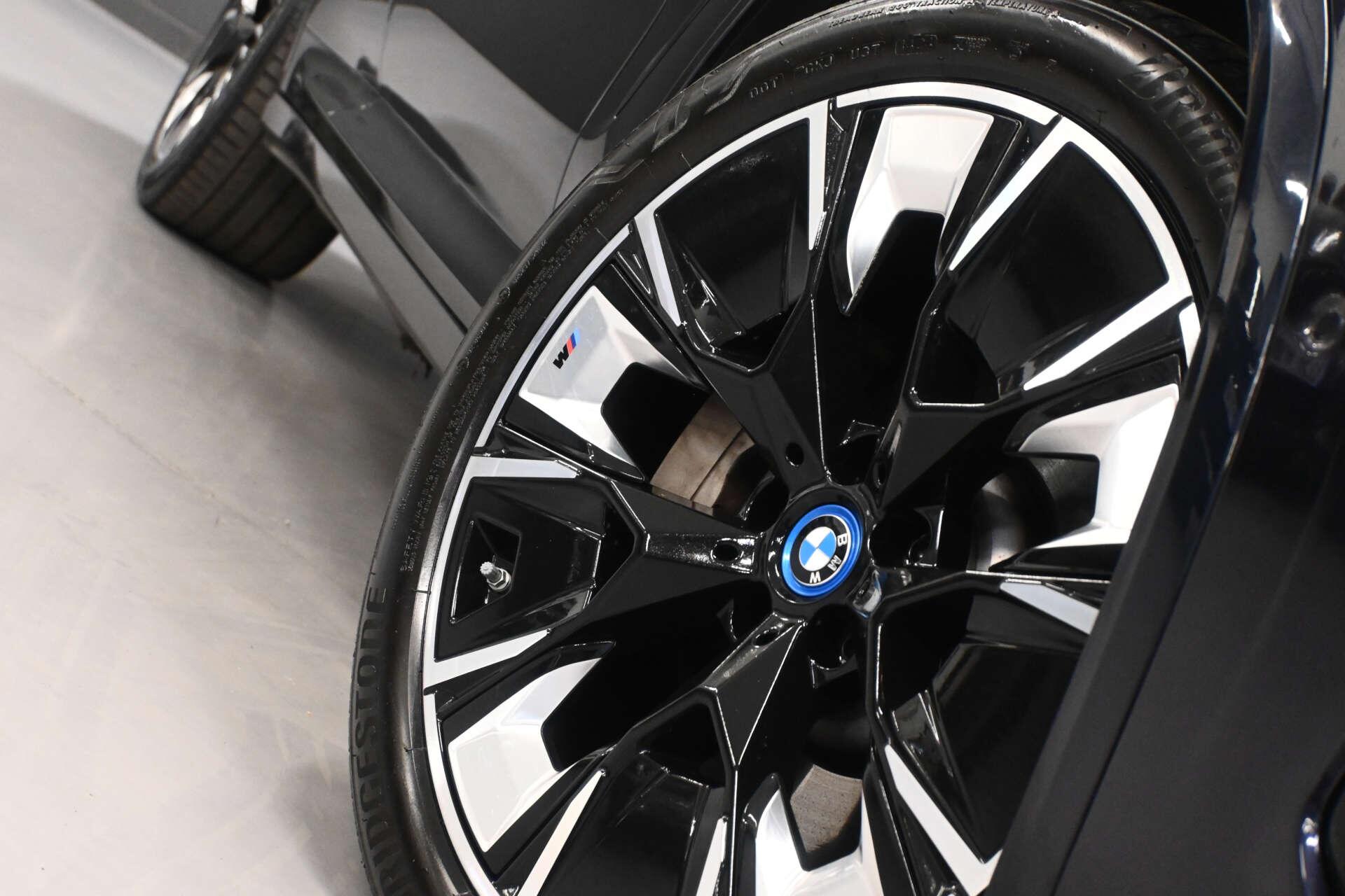 BMW Ix3 view 12