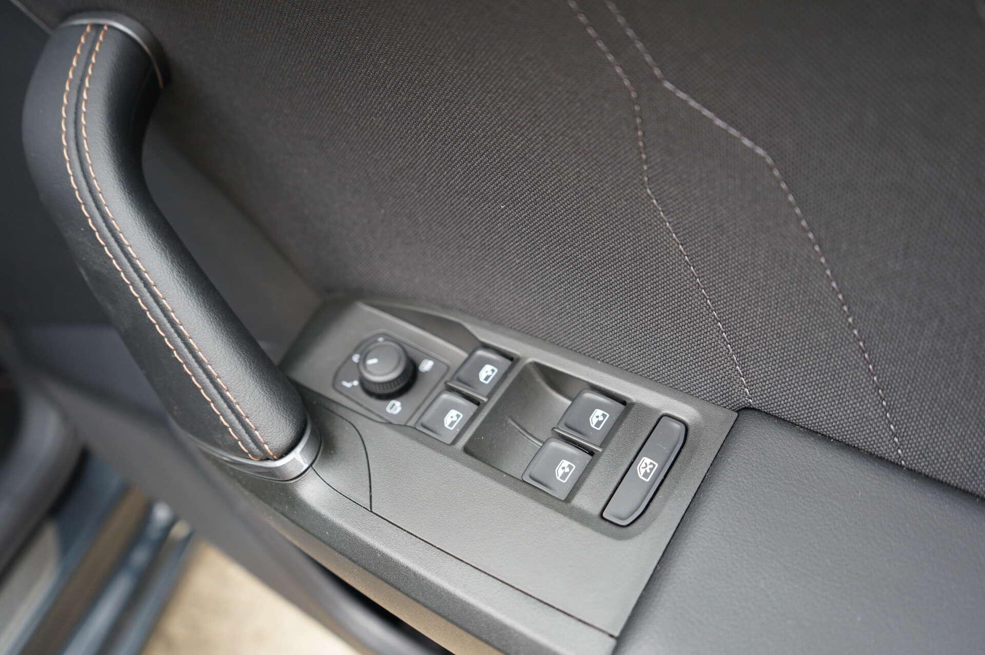 Cupra Leon view 30
