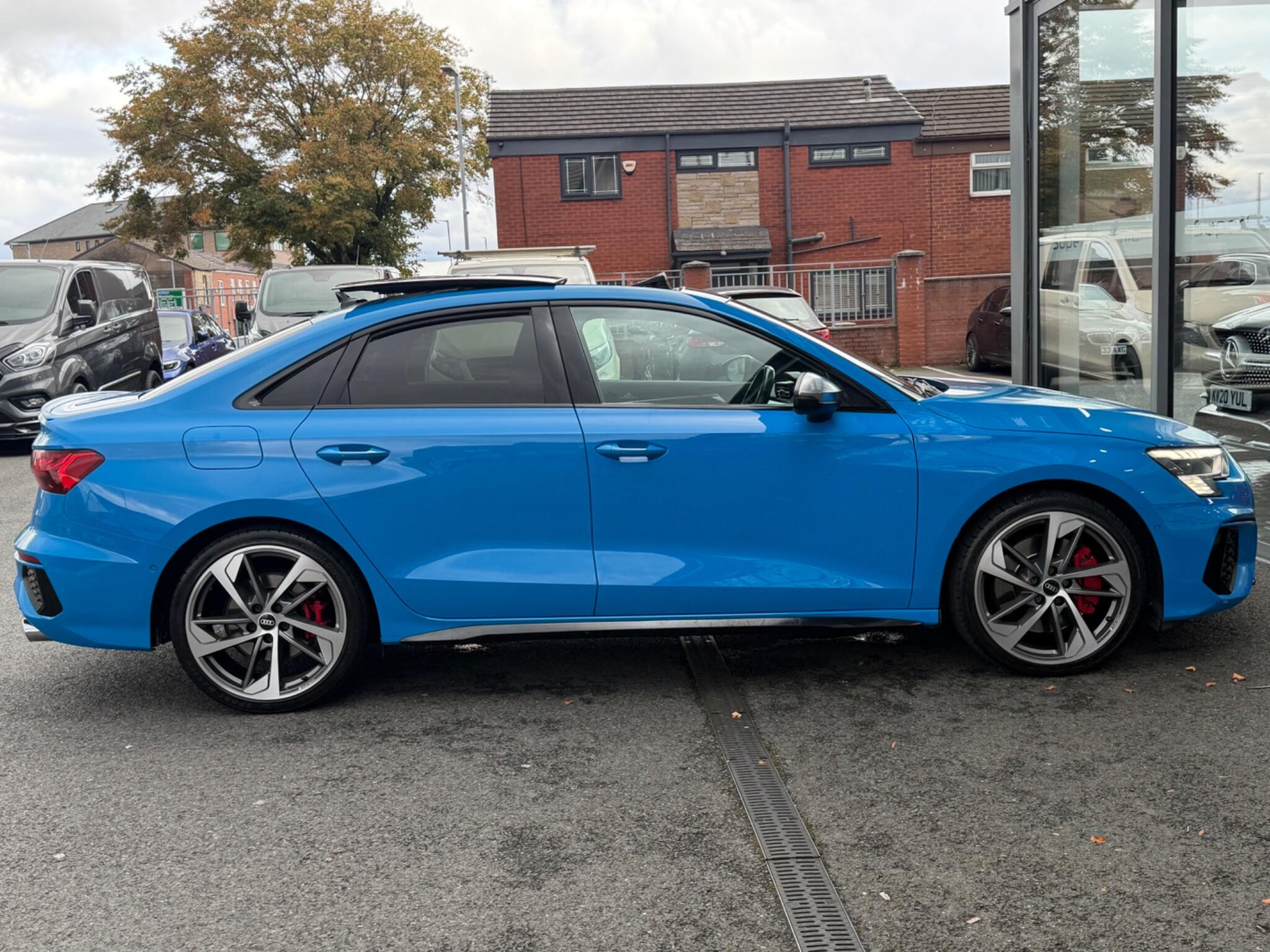 Audi S3 view 9