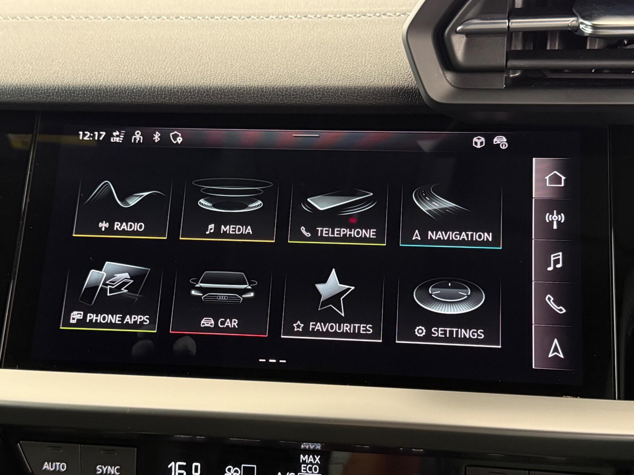 Audi A3 view 26
