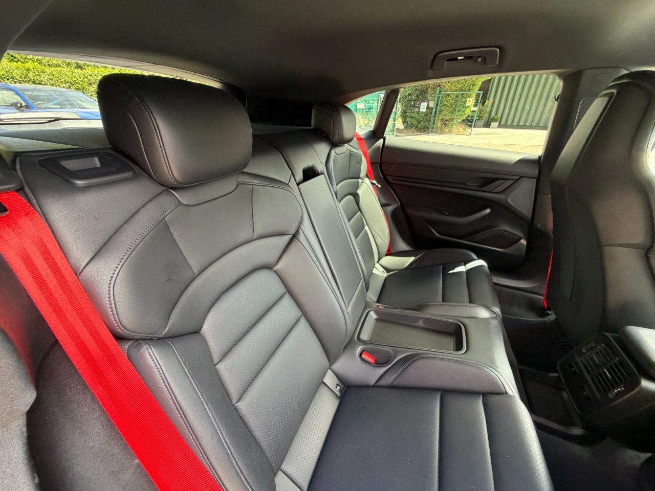 Porsche Taycan view 35