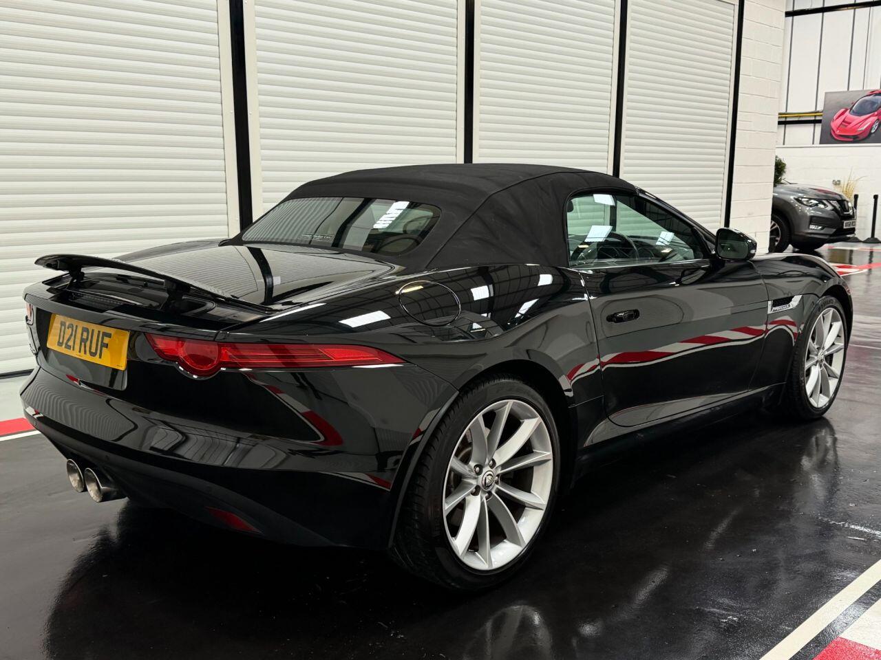 Jaguar F-Type view 48