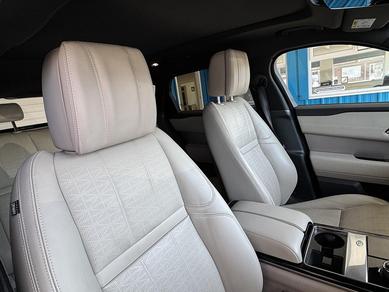 Land Rover Range Rover Velar view 12