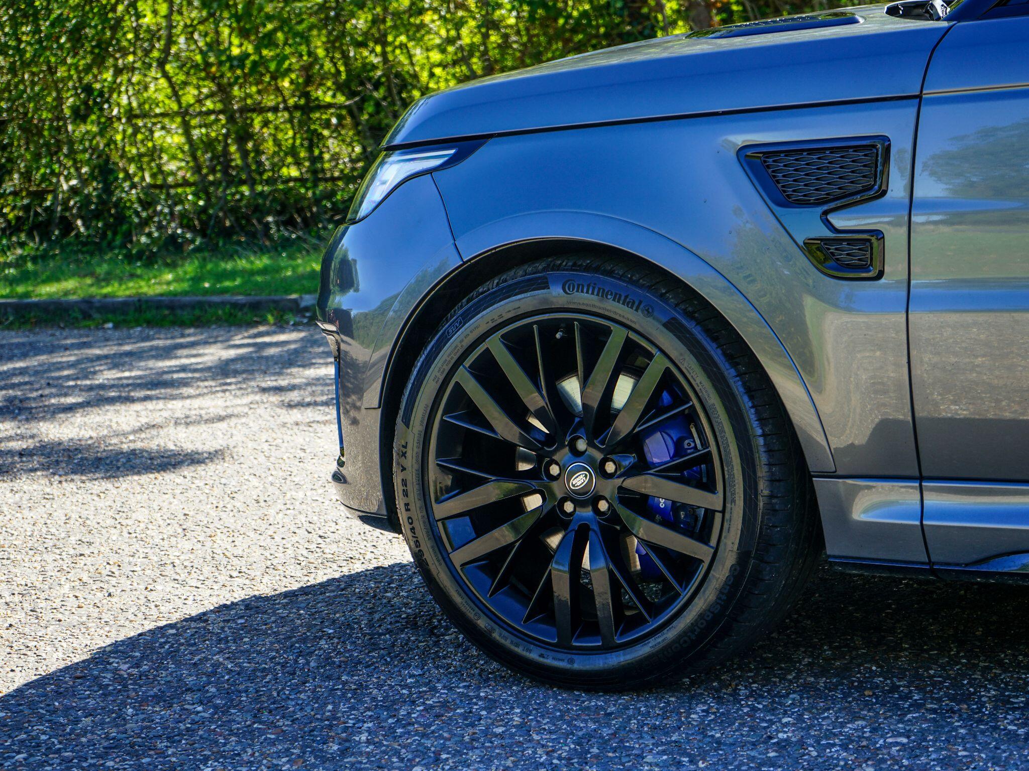 Land Rover Range Rover Sport view 5