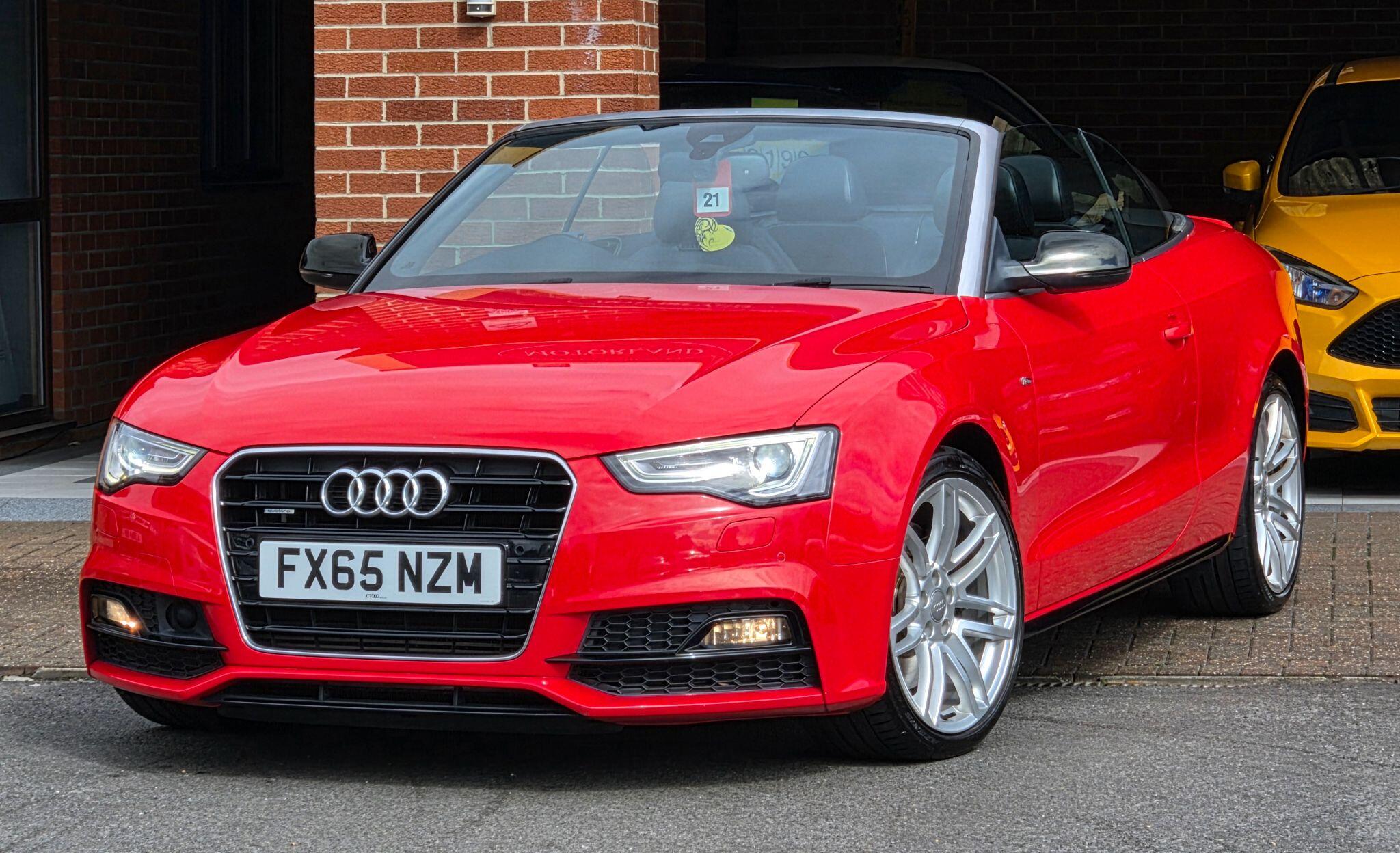 Audi A5 Cabriolet view 2