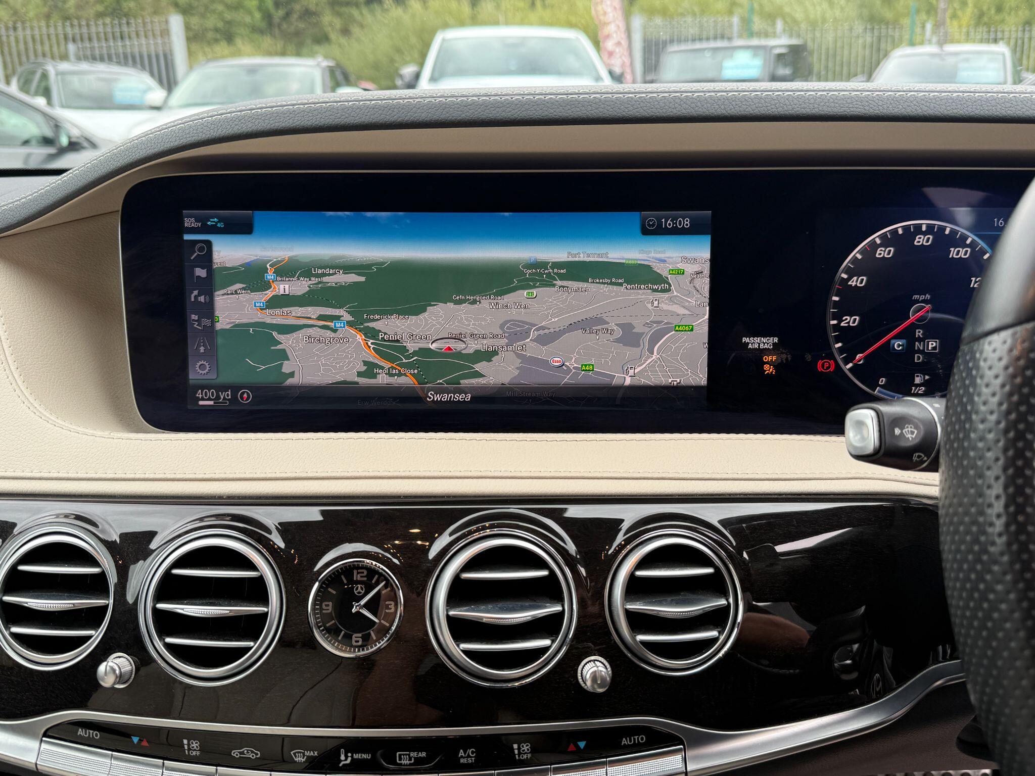 Mercedes-Benz S-Class view 23