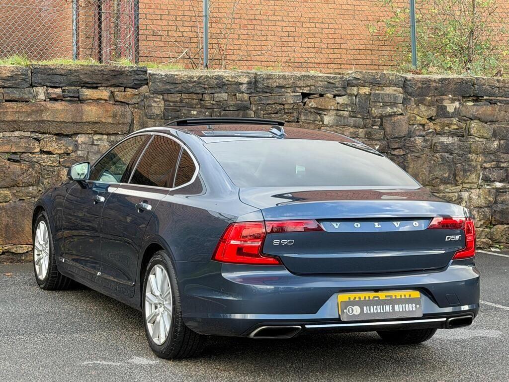 Volvo S90 view 5