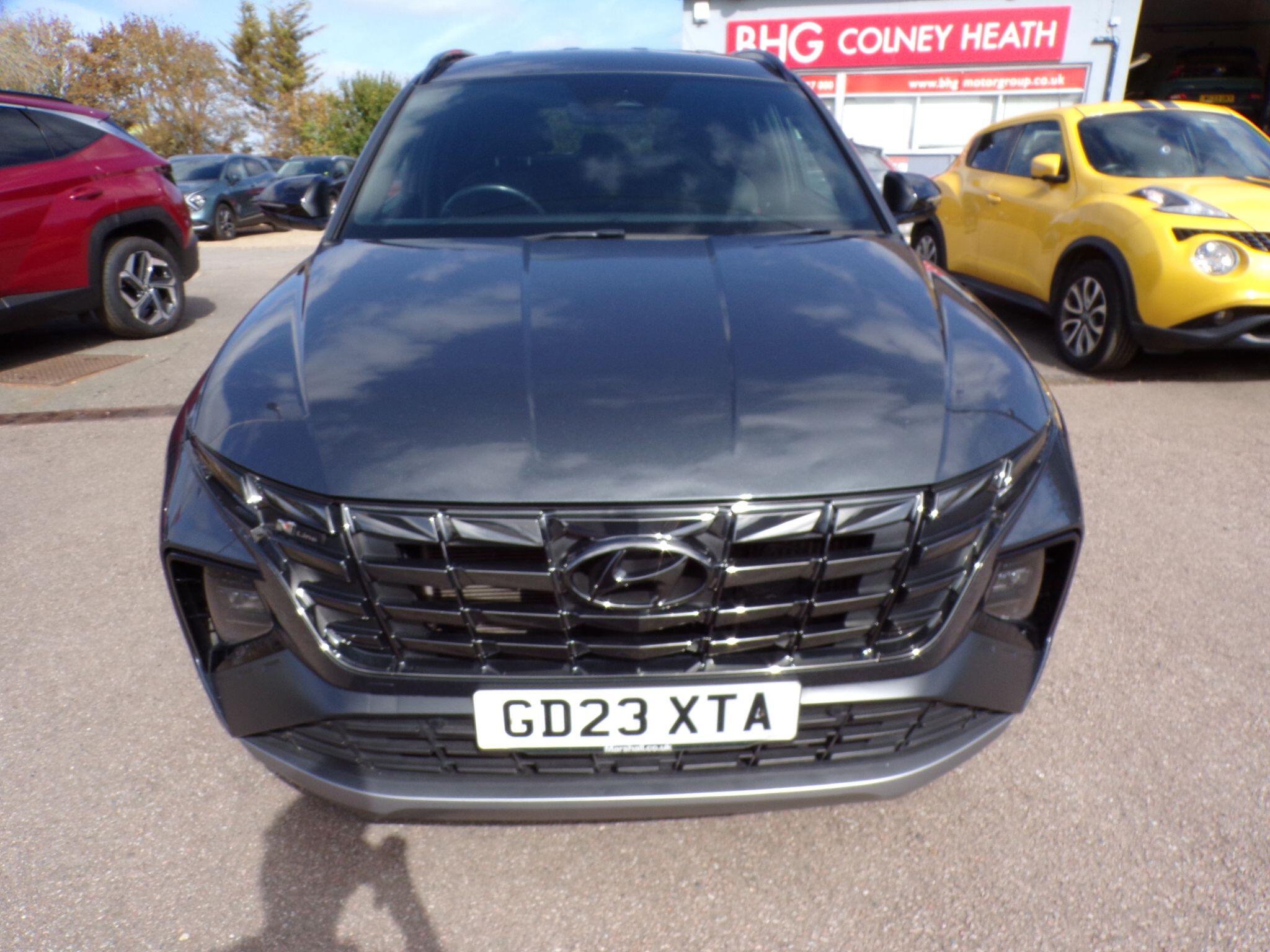 Hyundai Tucson view 3