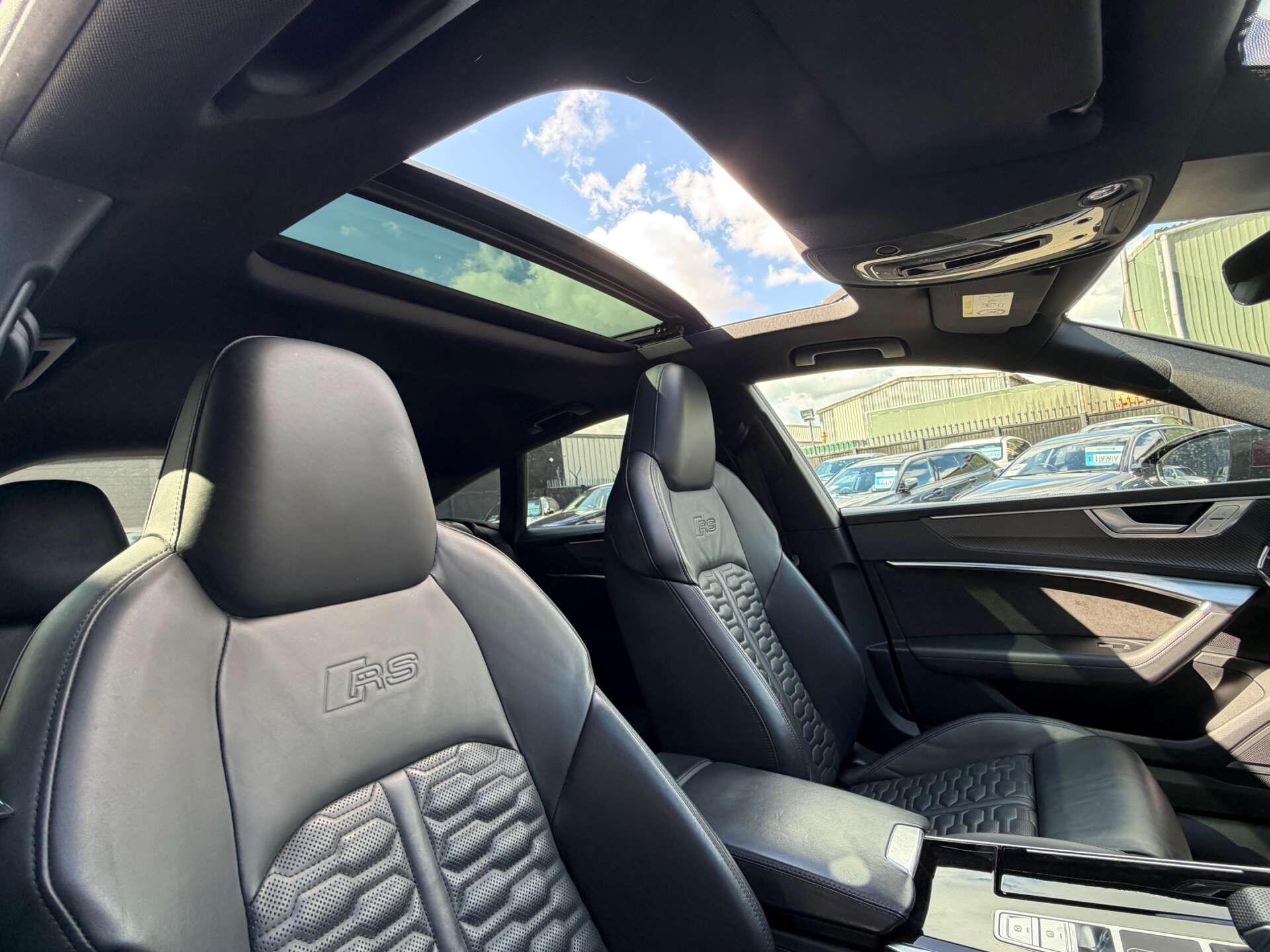 Audi RS7 view 5