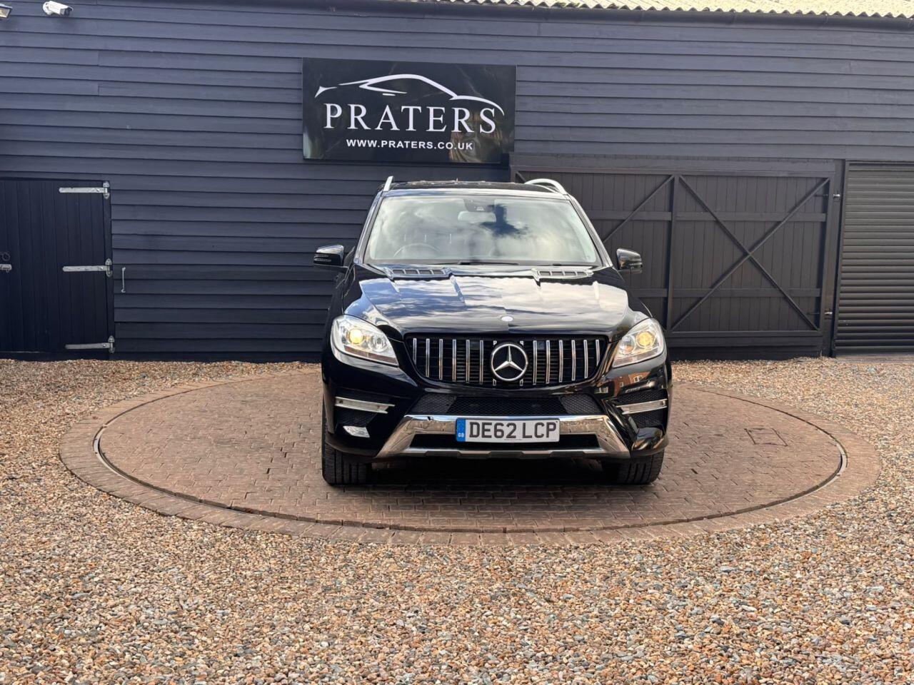 Mercedes-Benz M-Class view 4