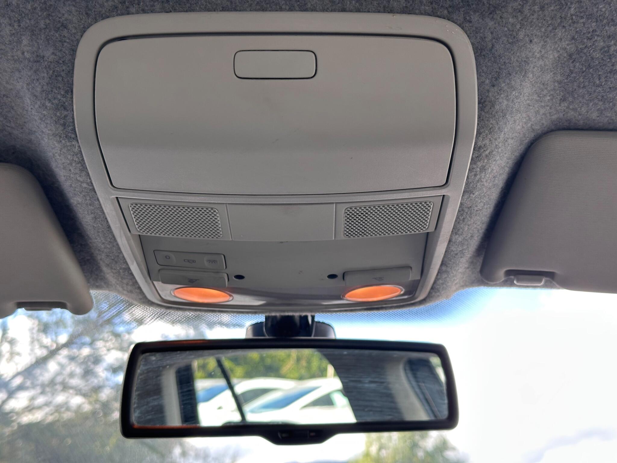 Volkswagen Golf view 37