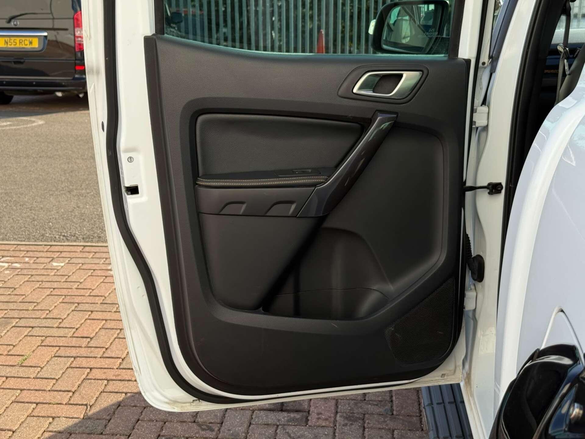 Ford Ranger view 35