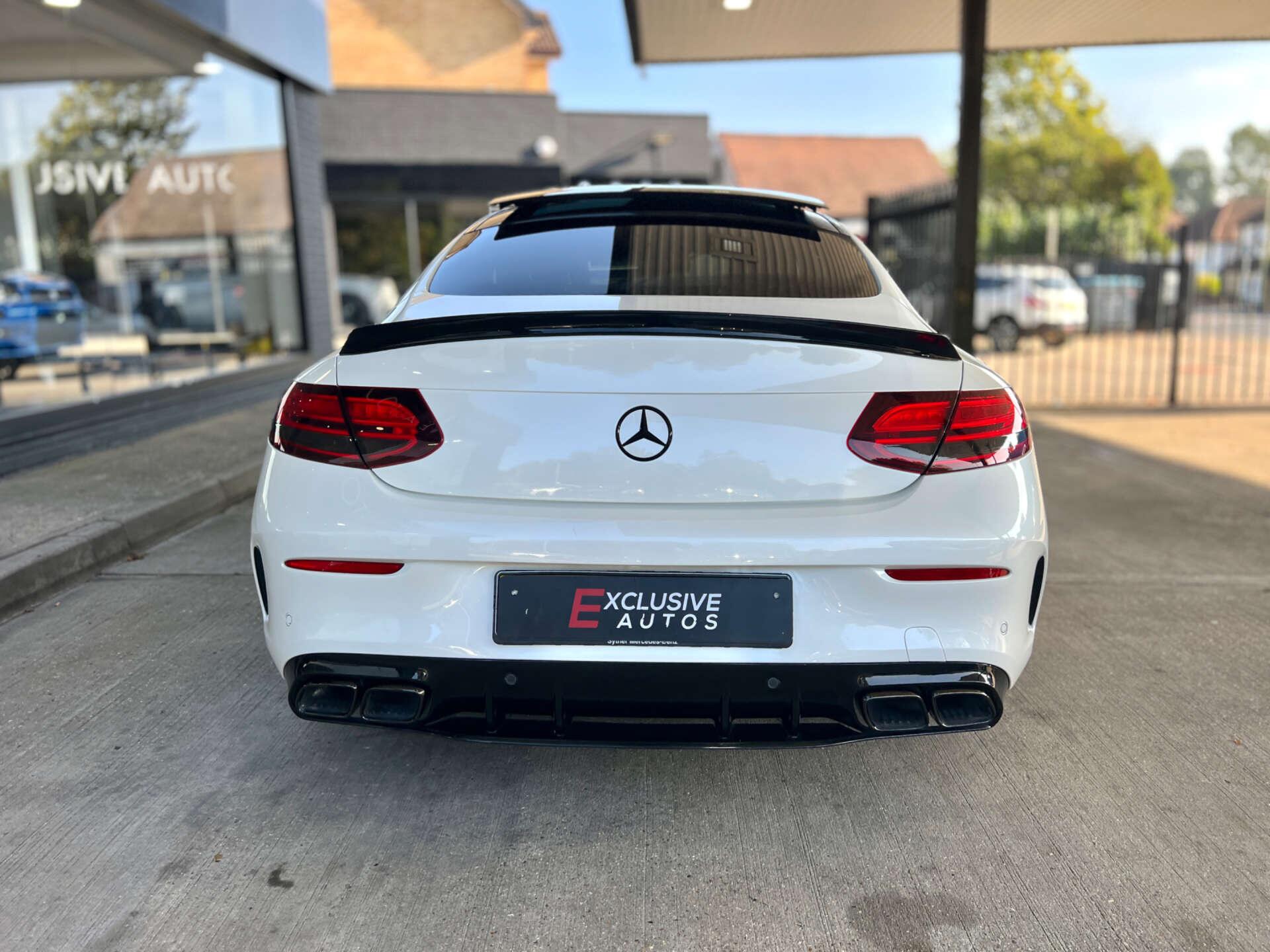 Mercedes-Benz C-Class view 5