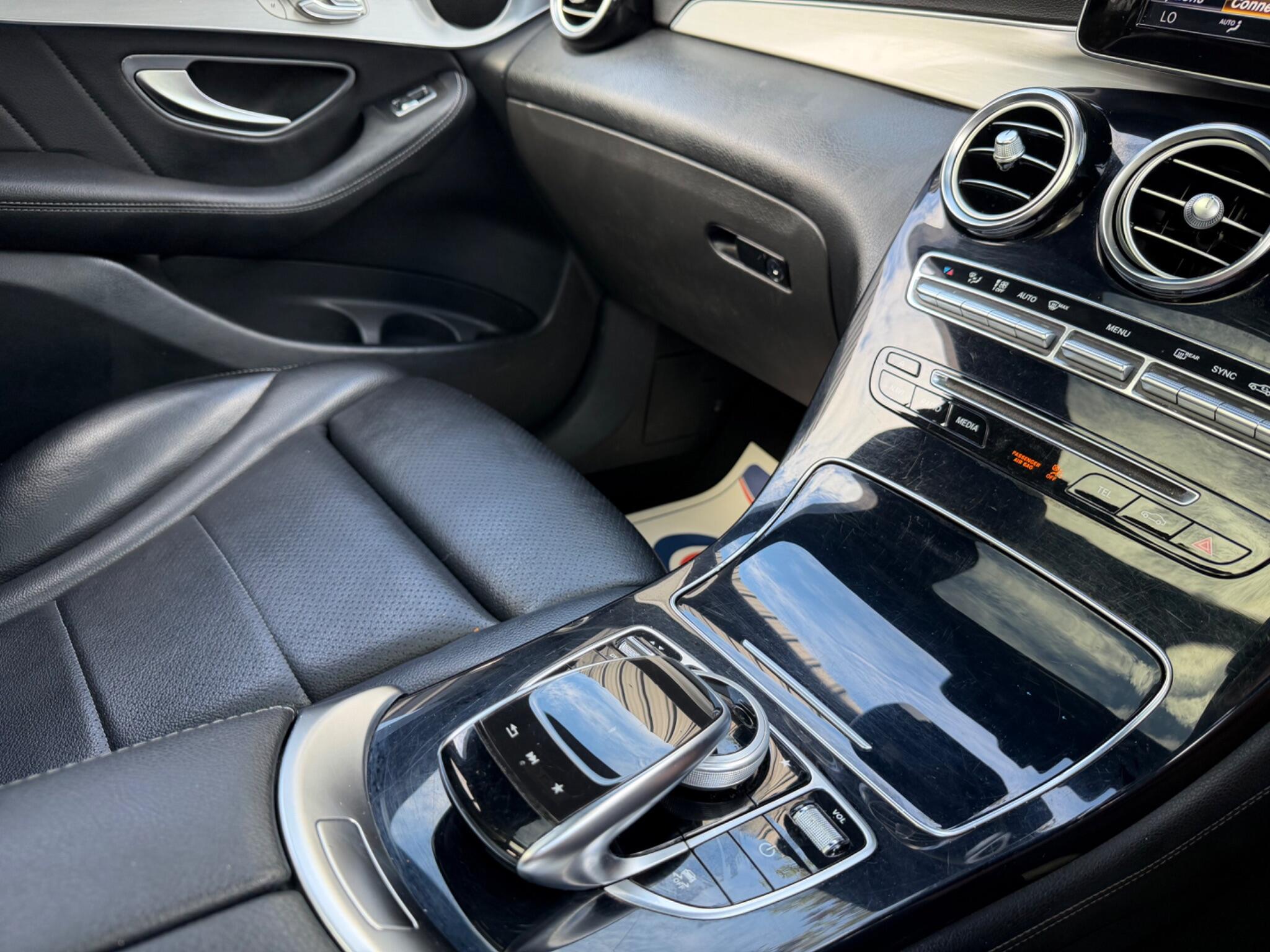 Mercedes-Benz GLC view 33