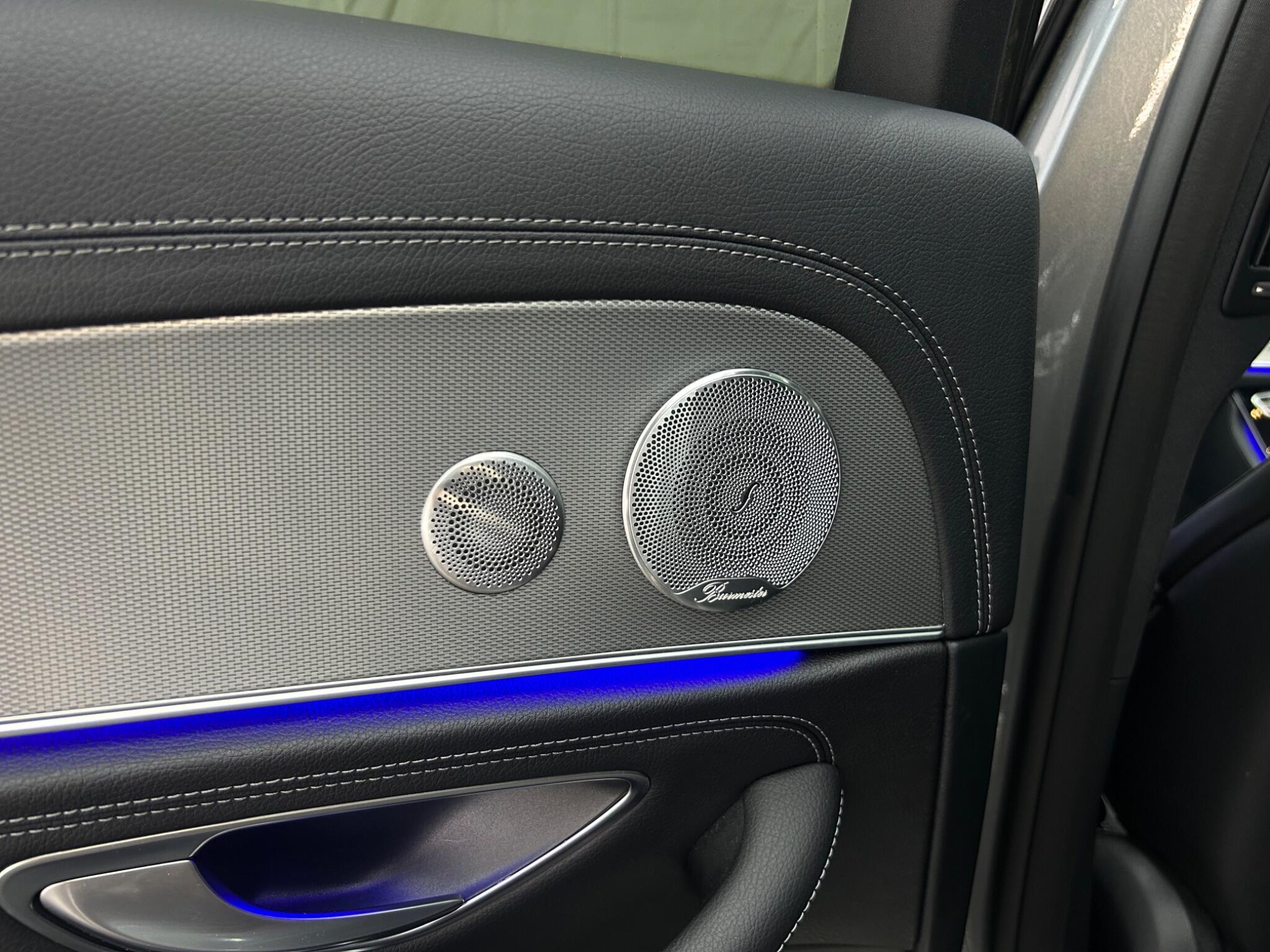 Mercedes-Benz E-Class view 24