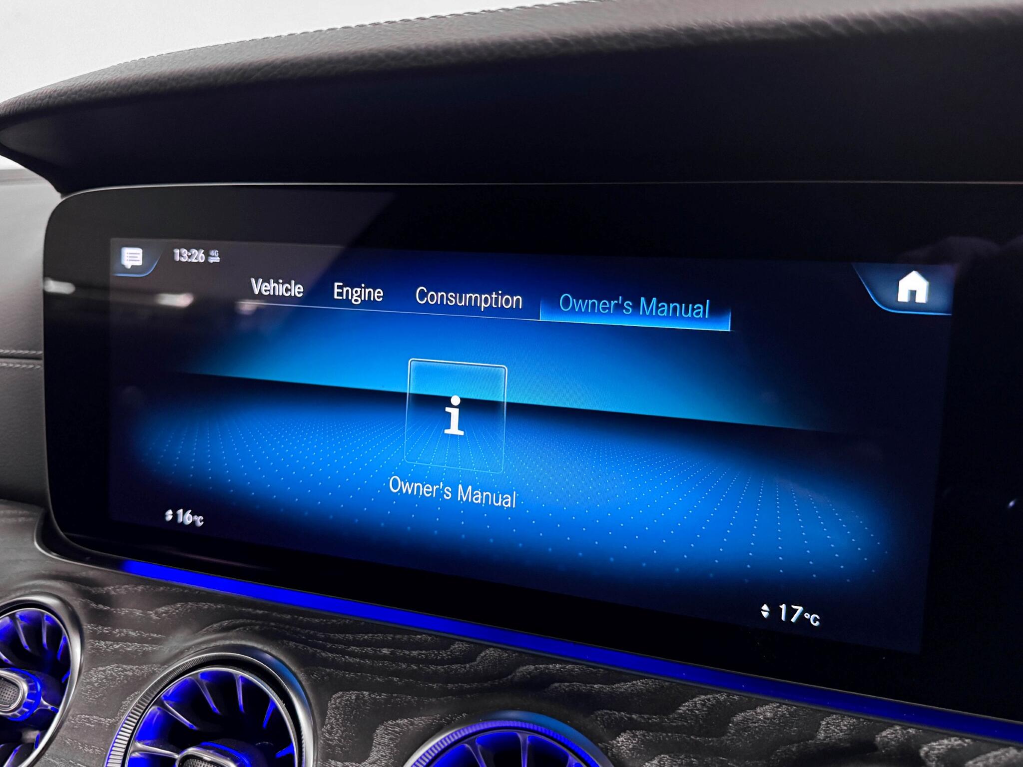 Mercedes-Benz E-Class view 50