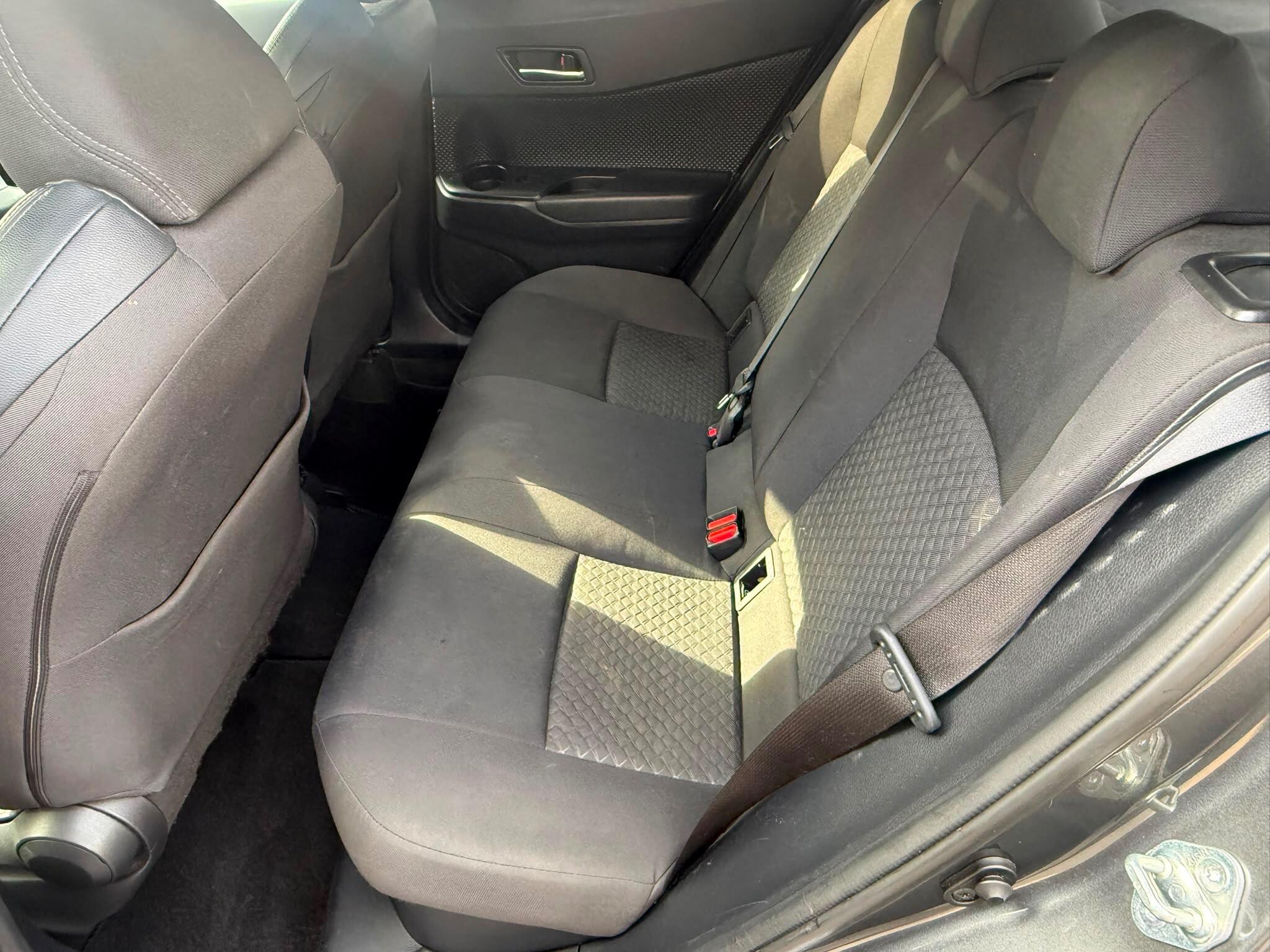 Toyota C-HR view 7