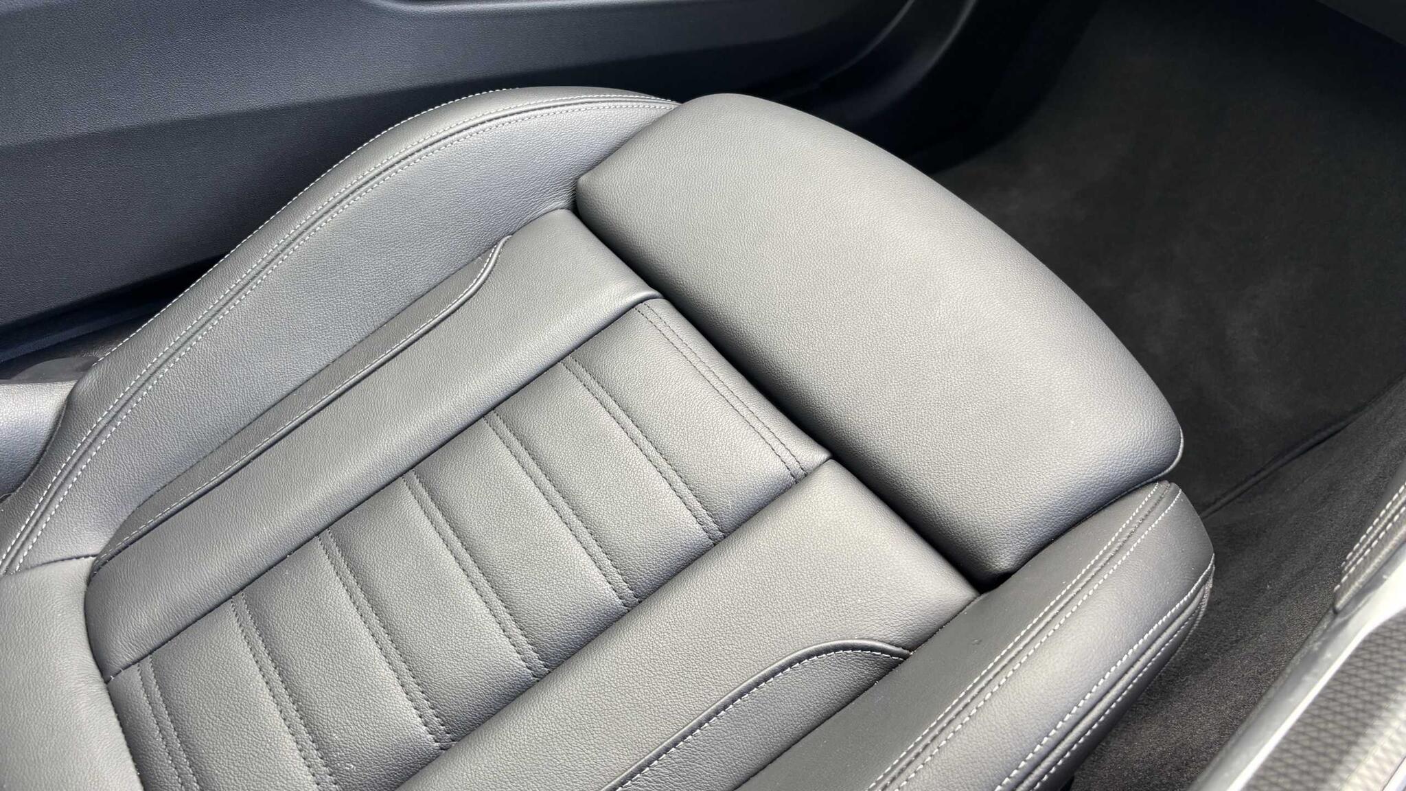 BMW 4 Series view 25