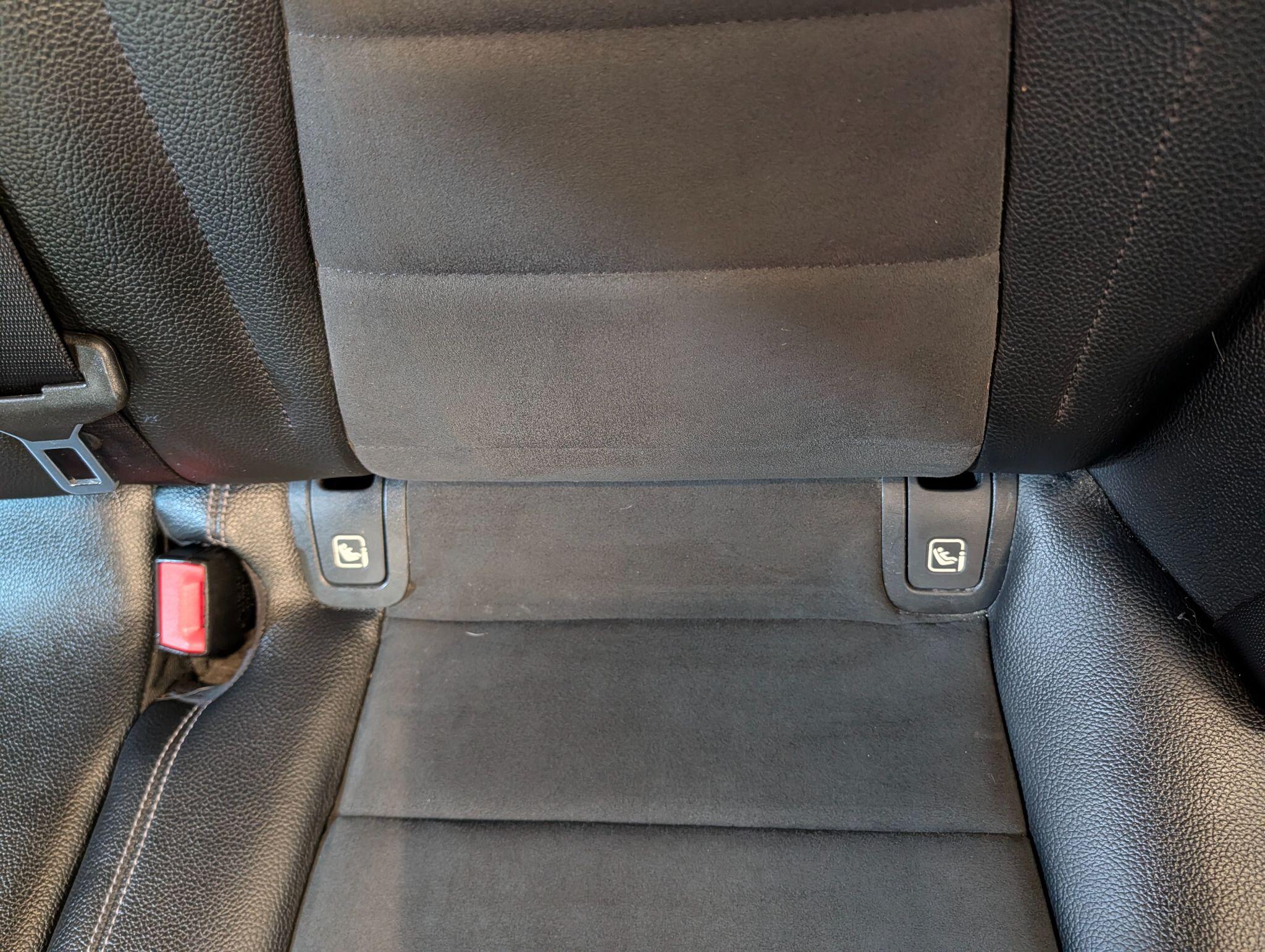 Mercedes-Benz E-Class view 82
