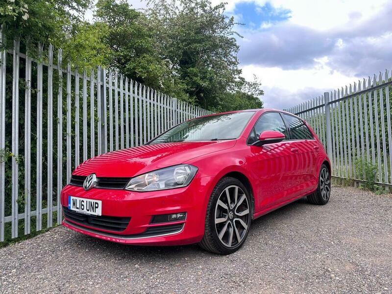 2016 Volkswagen Golf image 8