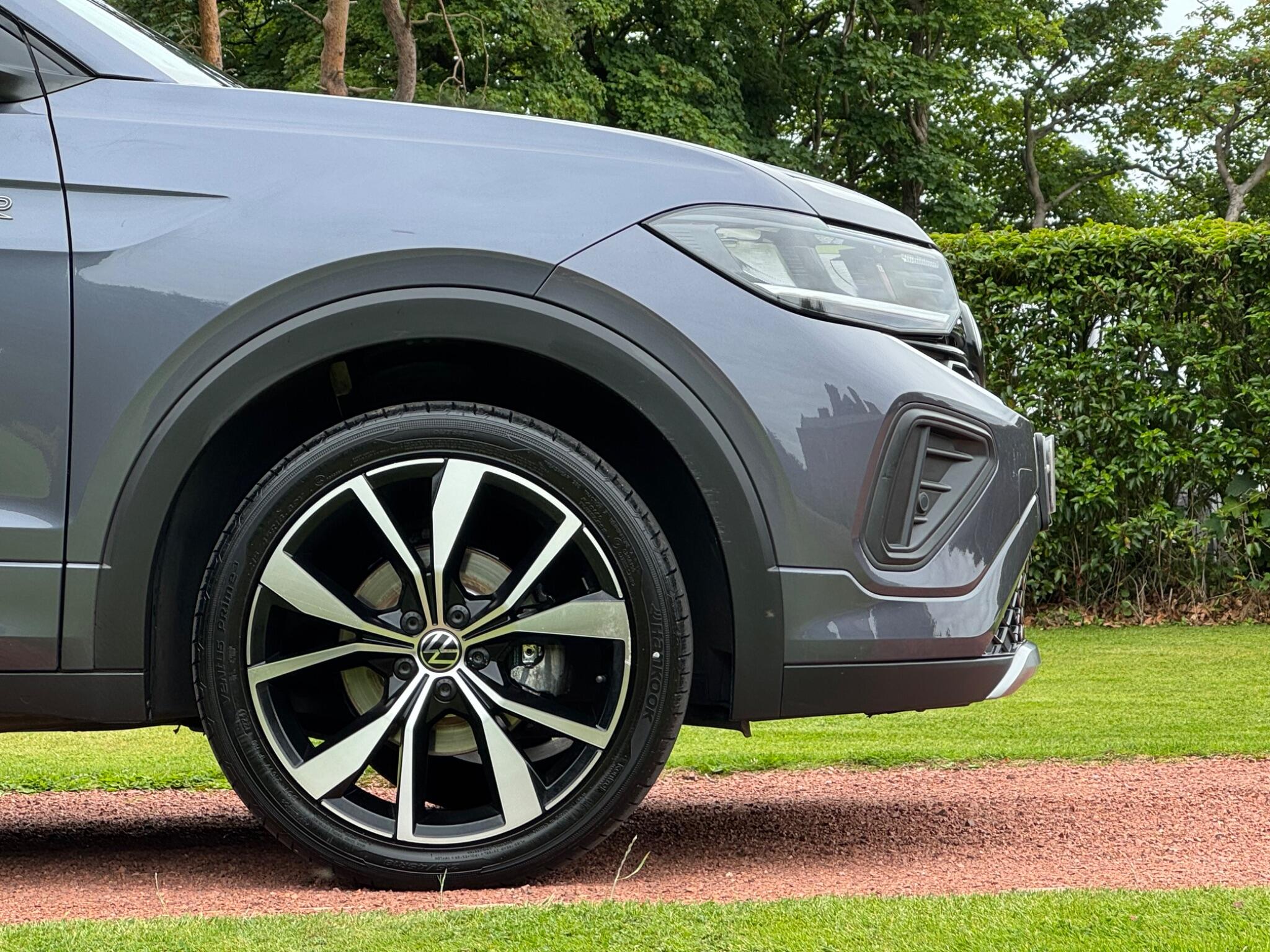 Volkswagen T-Cross view 22