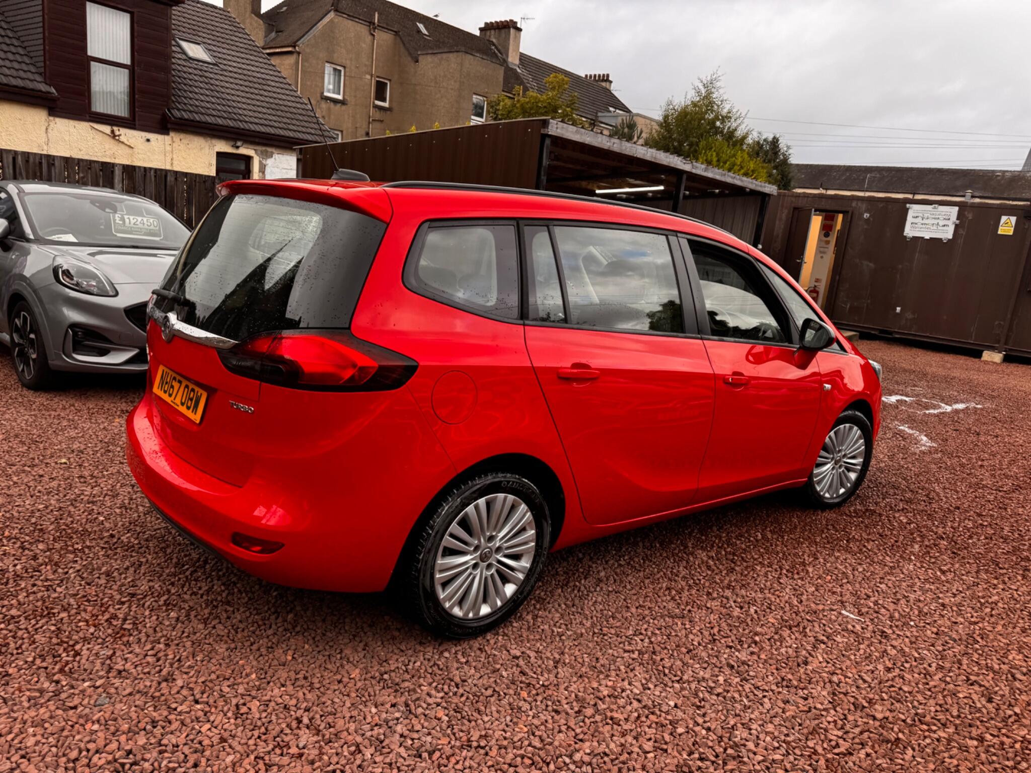 Vauxhall Zafira Tourer view 8