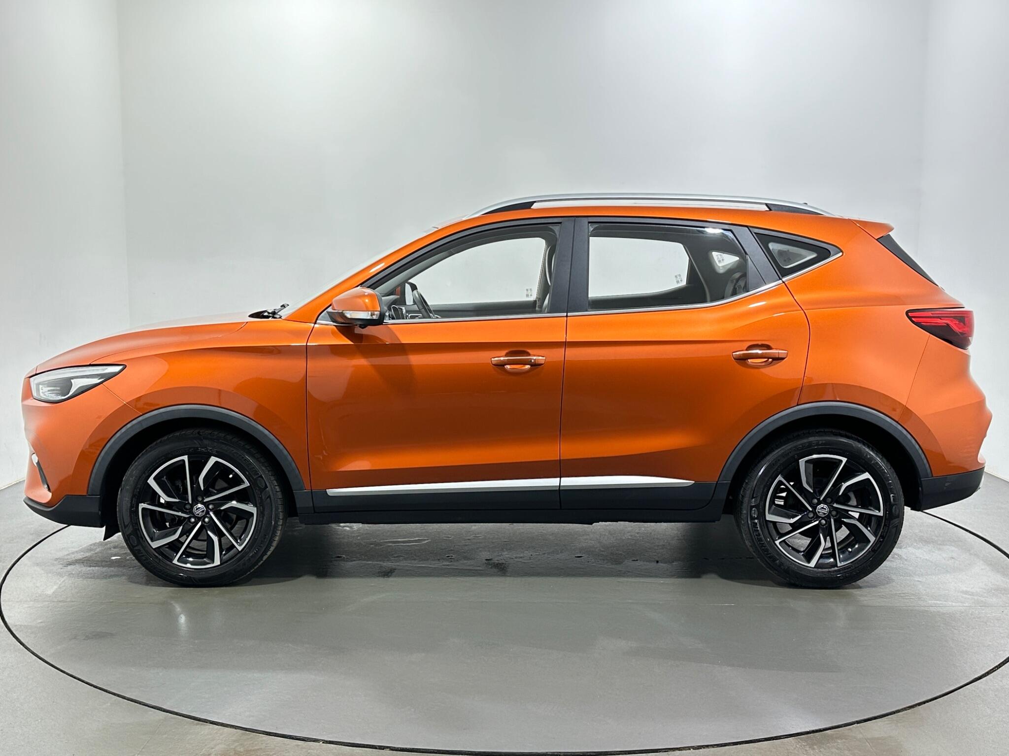 MG ZS view 5