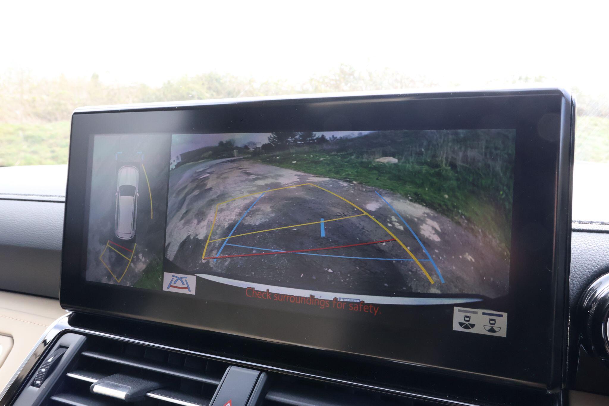 Toyota Land Cruiser view 35
