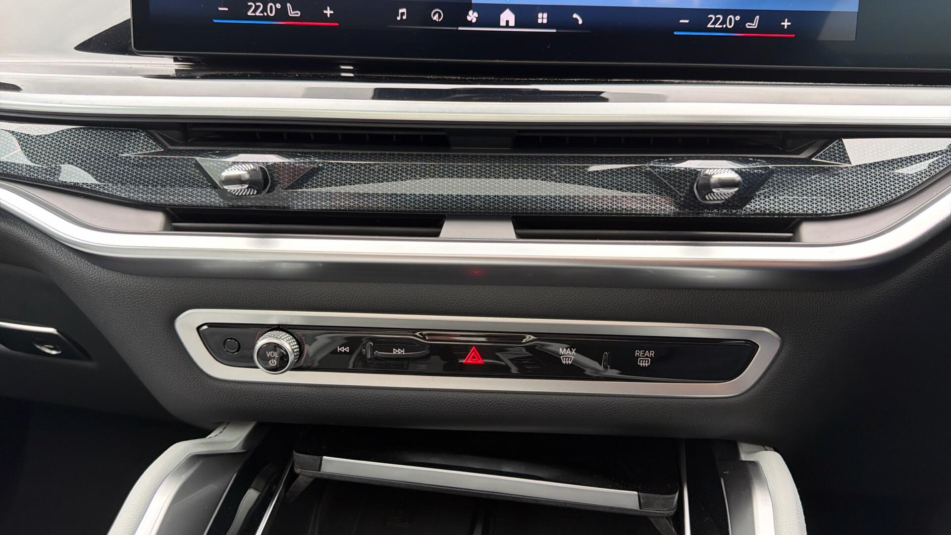 BMW X6 view 75