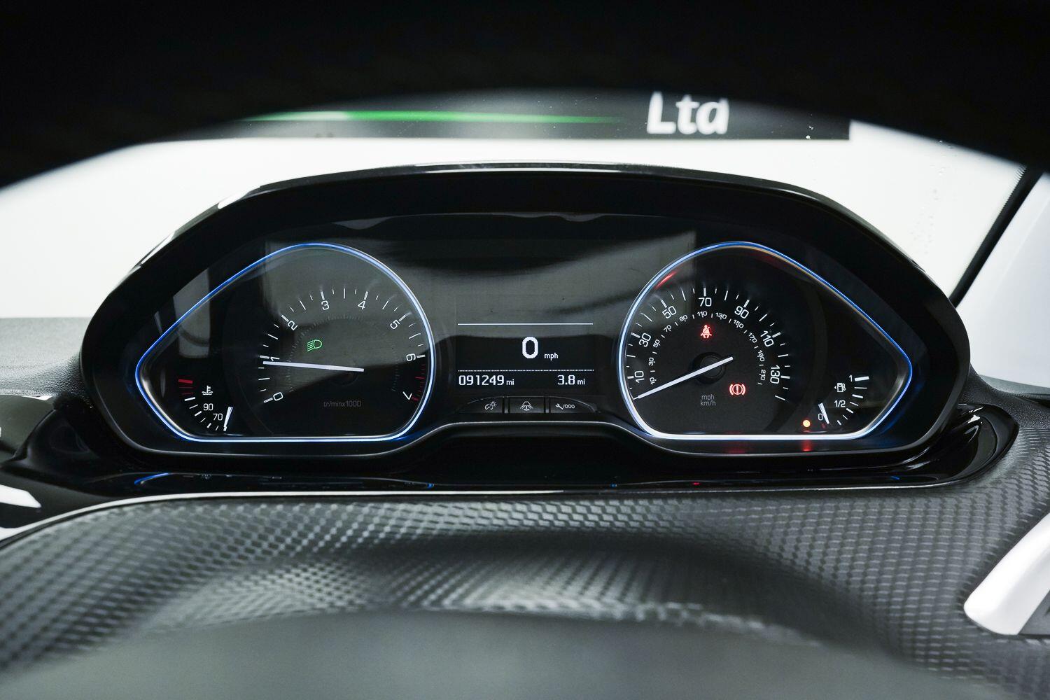 Peugeot 2008 view 25