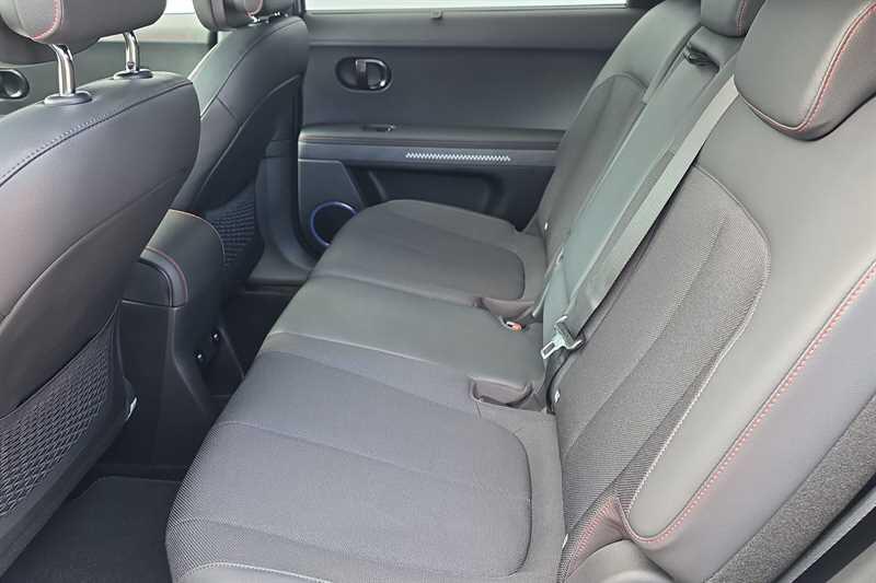 Hyundai Ioniq 5 view 25