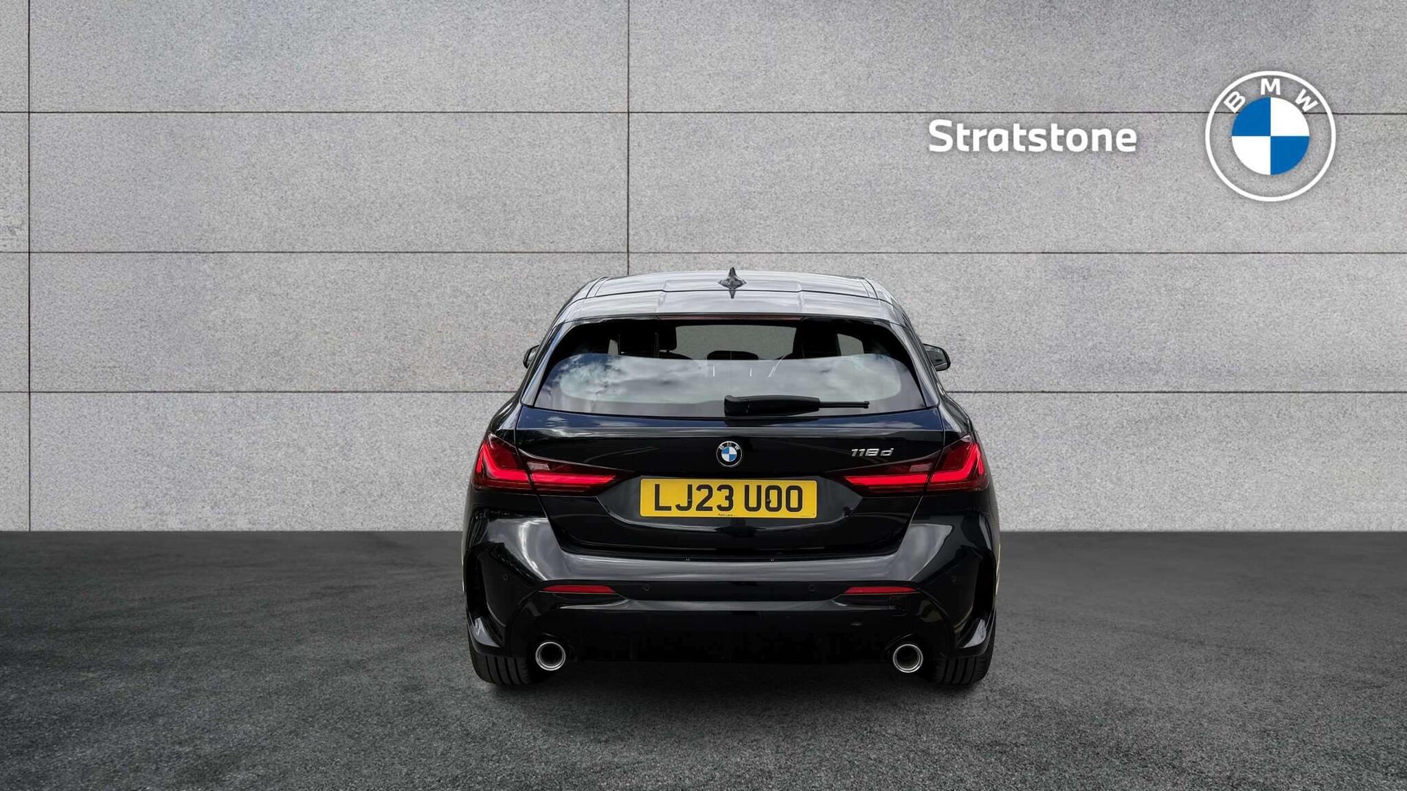 BMW 1 Series view 17