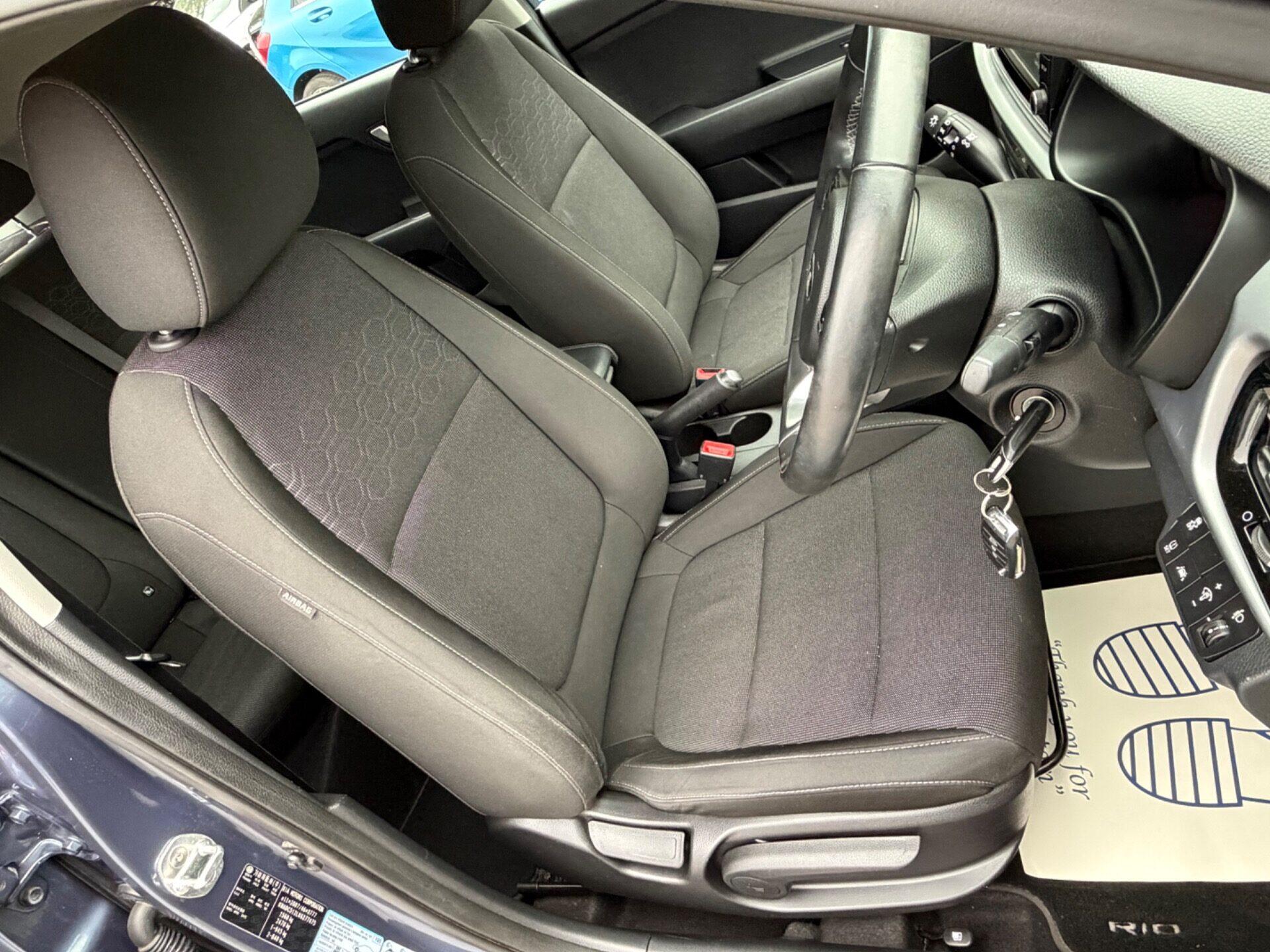 Kia Rio view 30