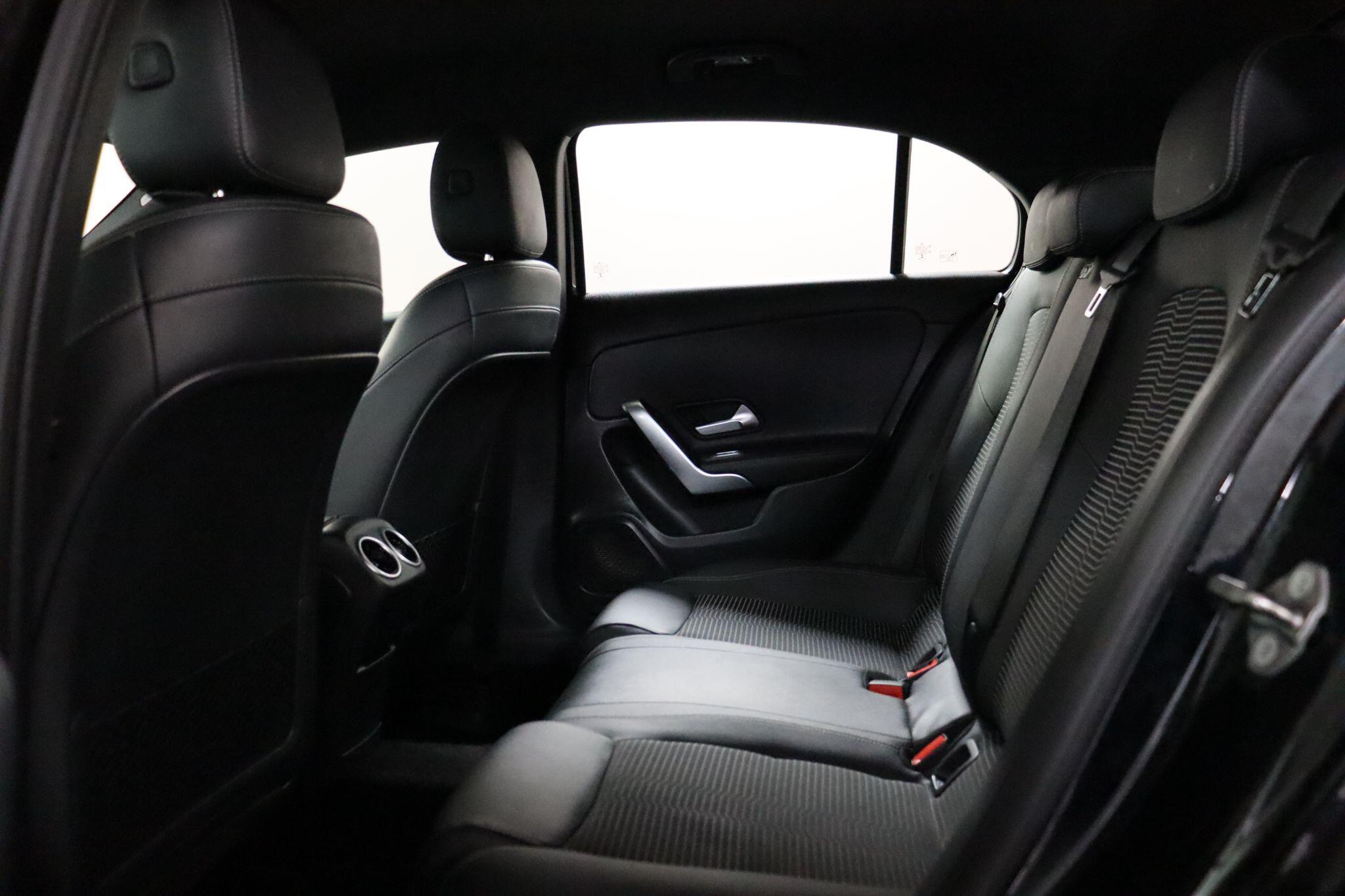 Mercedes-Benz A Class view 41