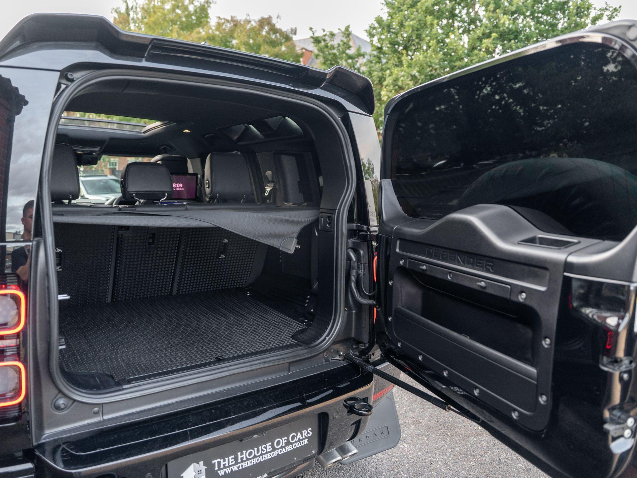 Land Rover Defender view 54