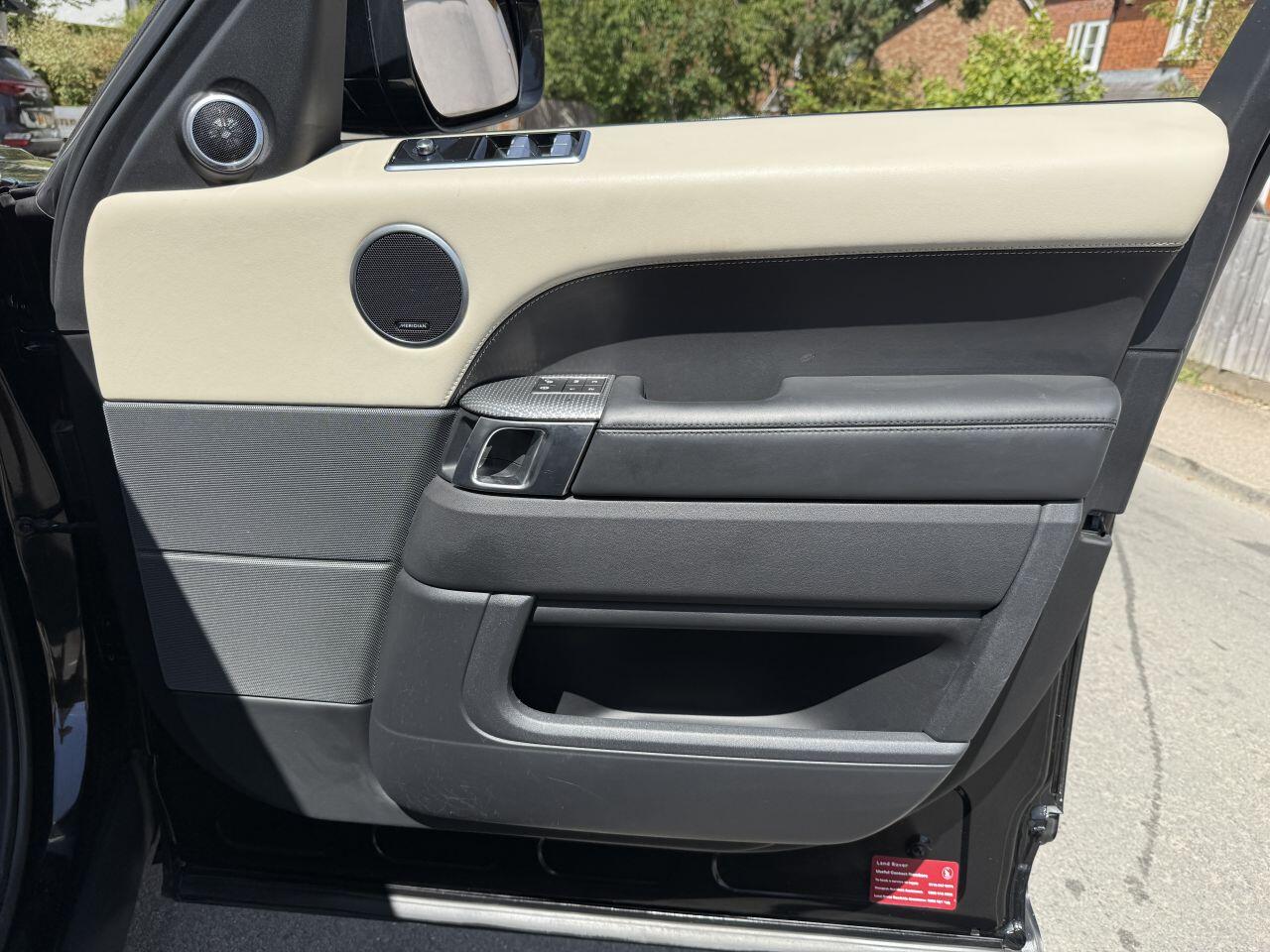 Land Rover Range Rover Sport view 35