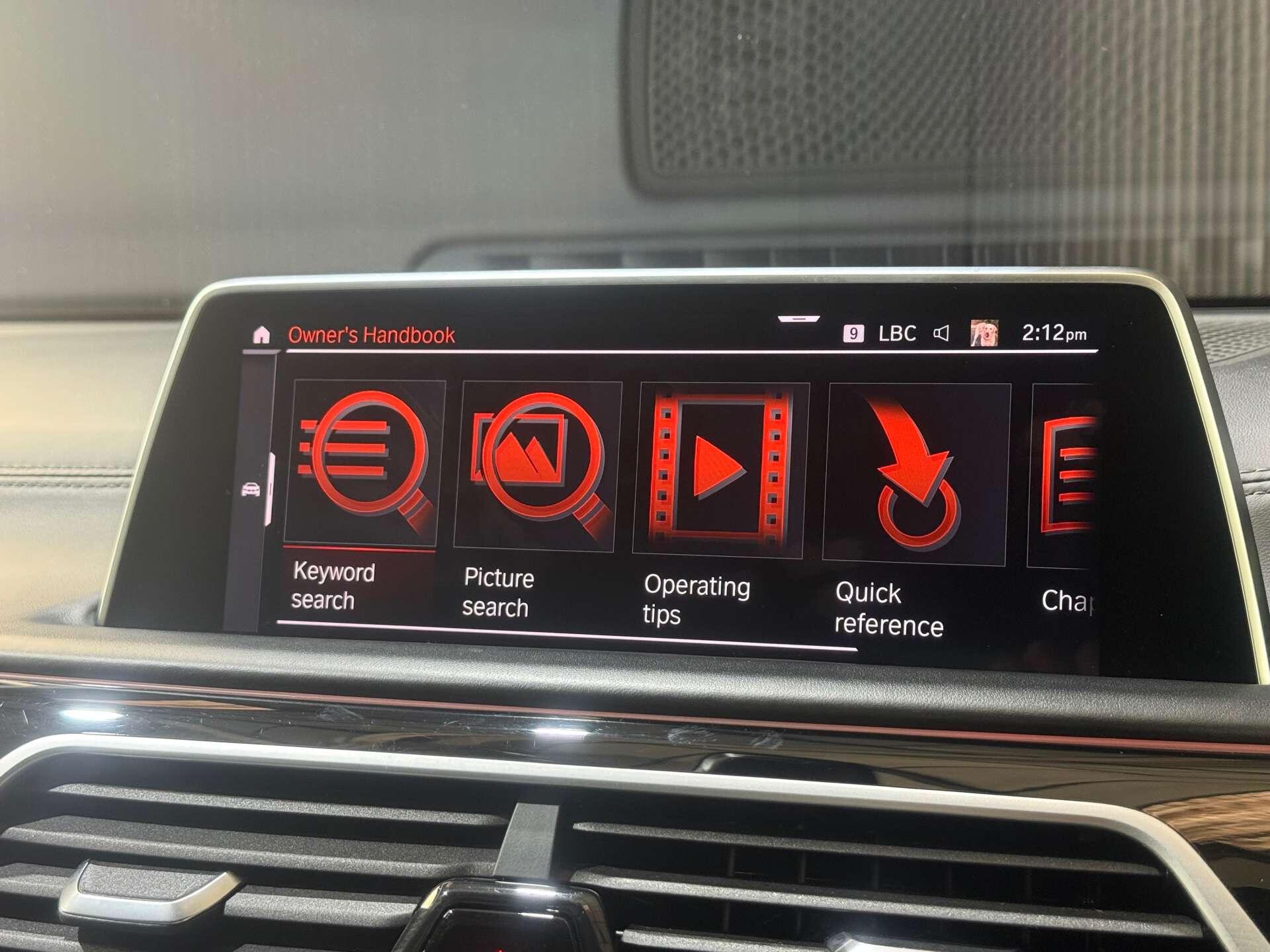 BMW 7 Series view 52