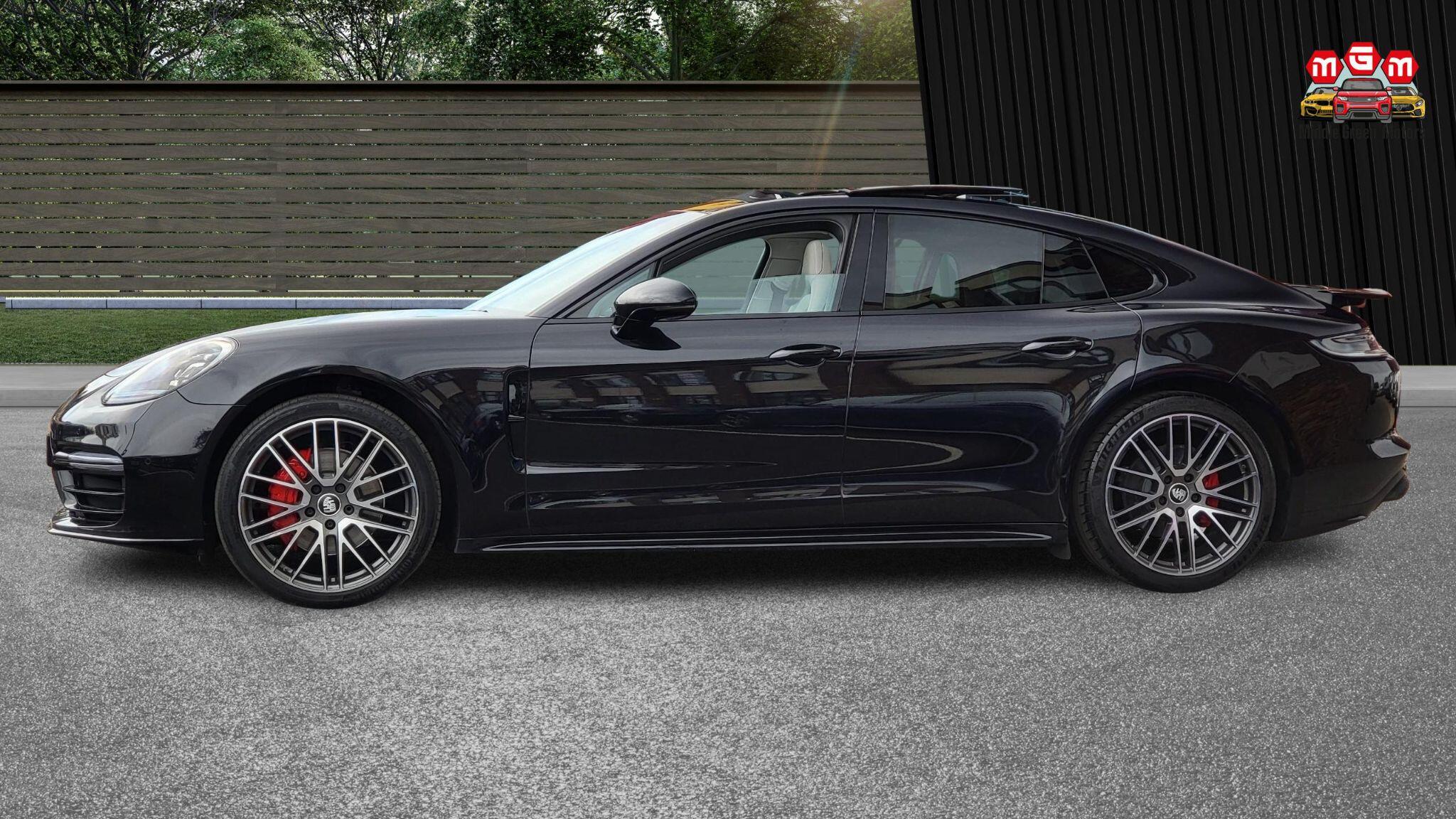 Porsche Panamera view 8