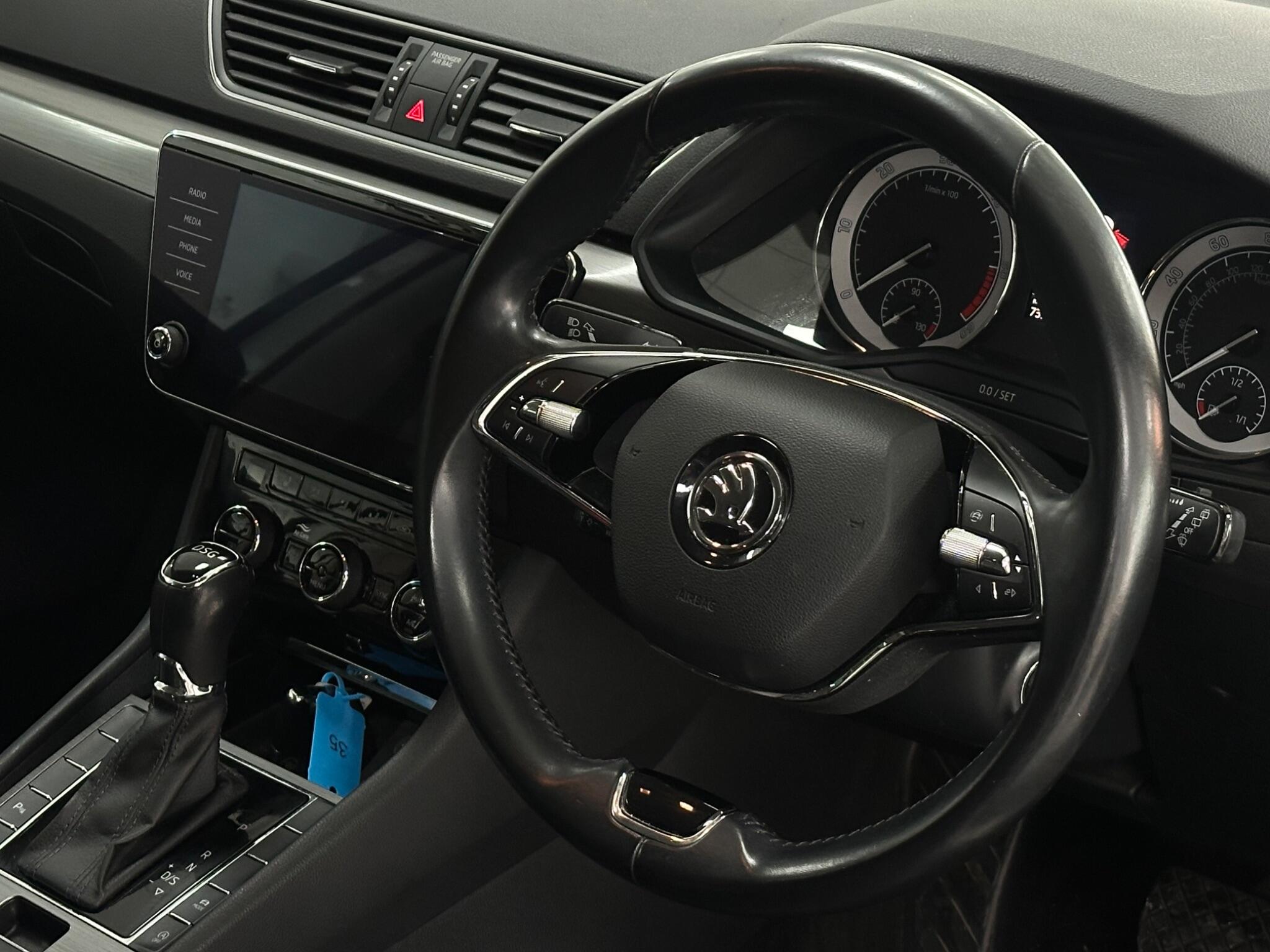 Skoda Superb view 17