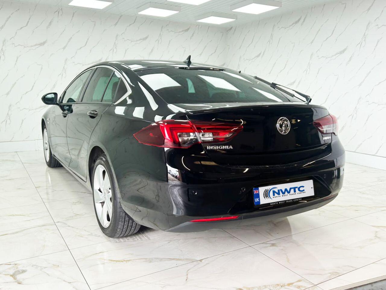 Vauxhall Insignia view 8
