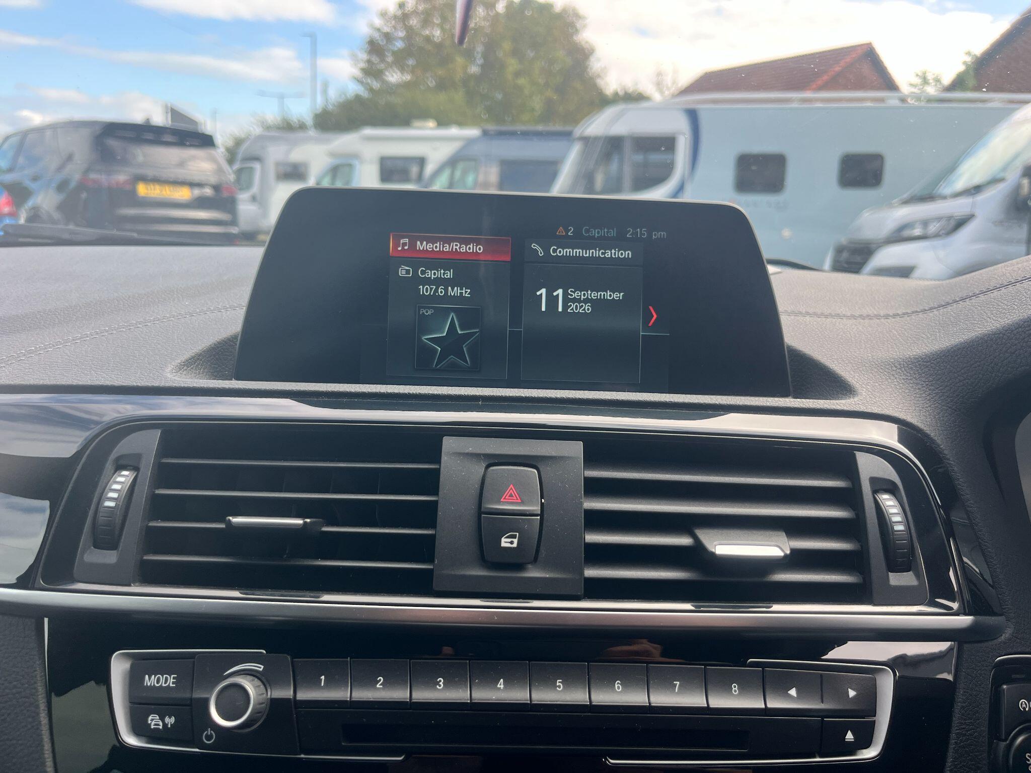 BMW 1 Series view 17