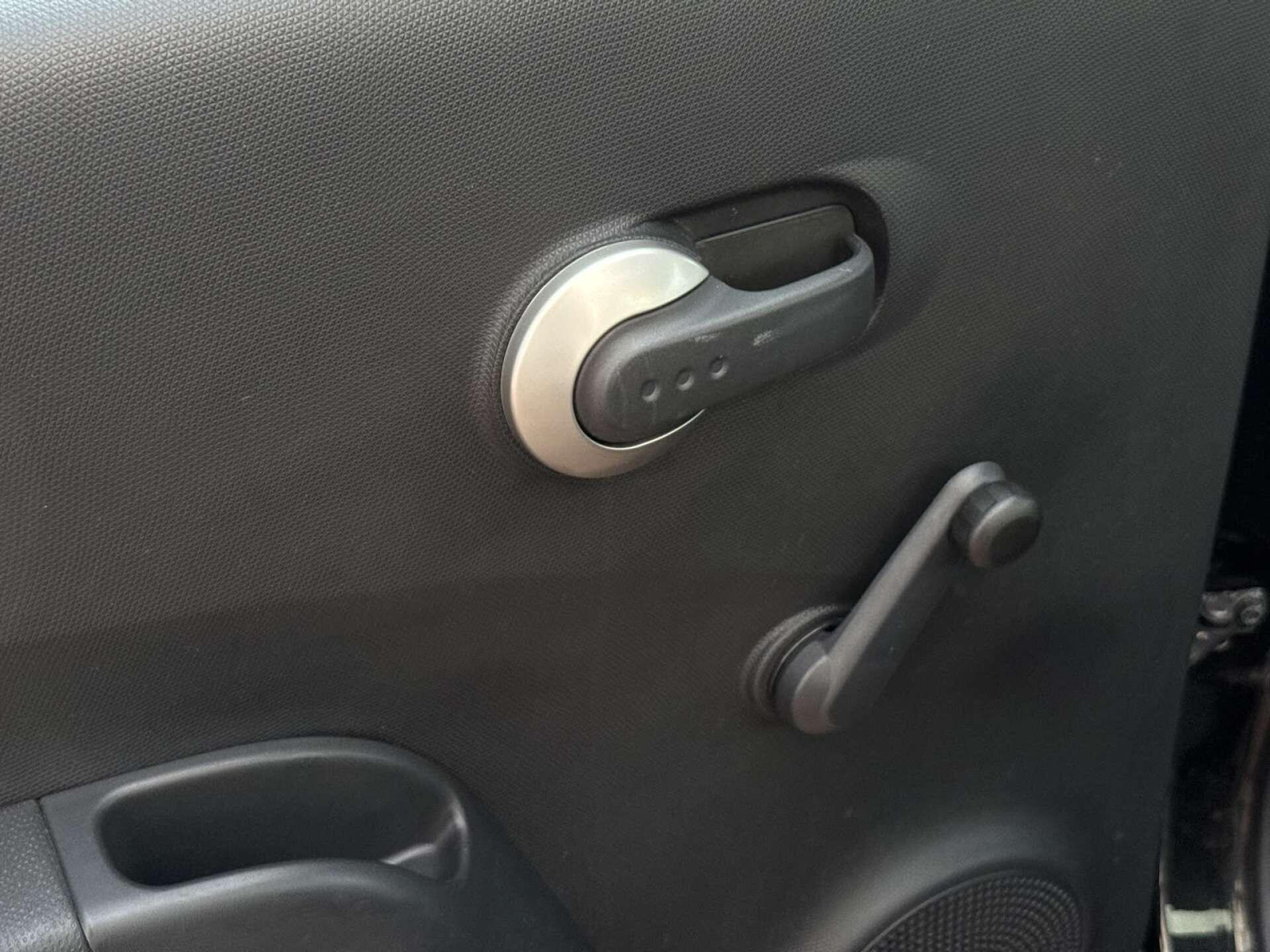 Nissan Micra view 44